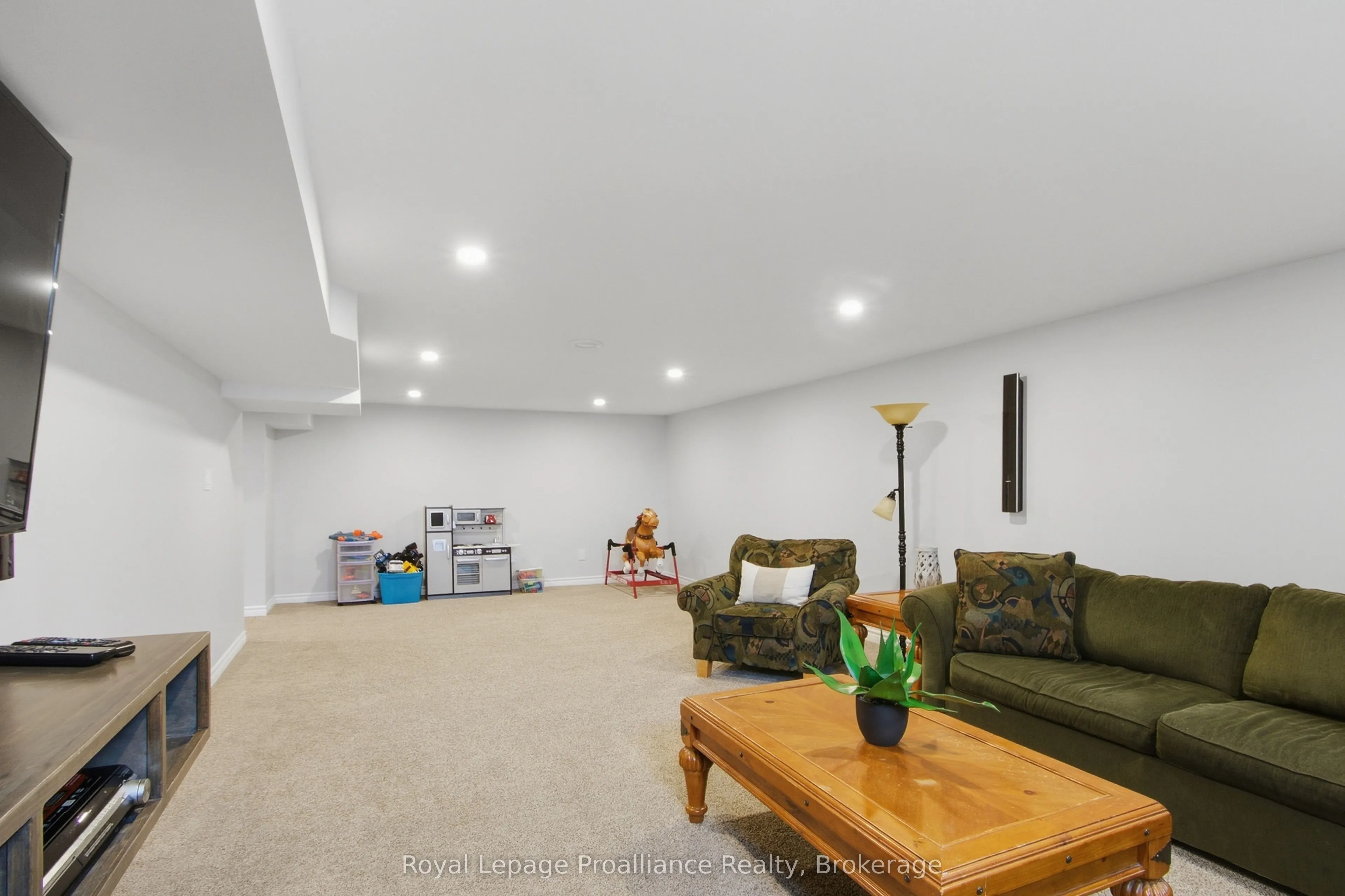 328 Ritz Road
