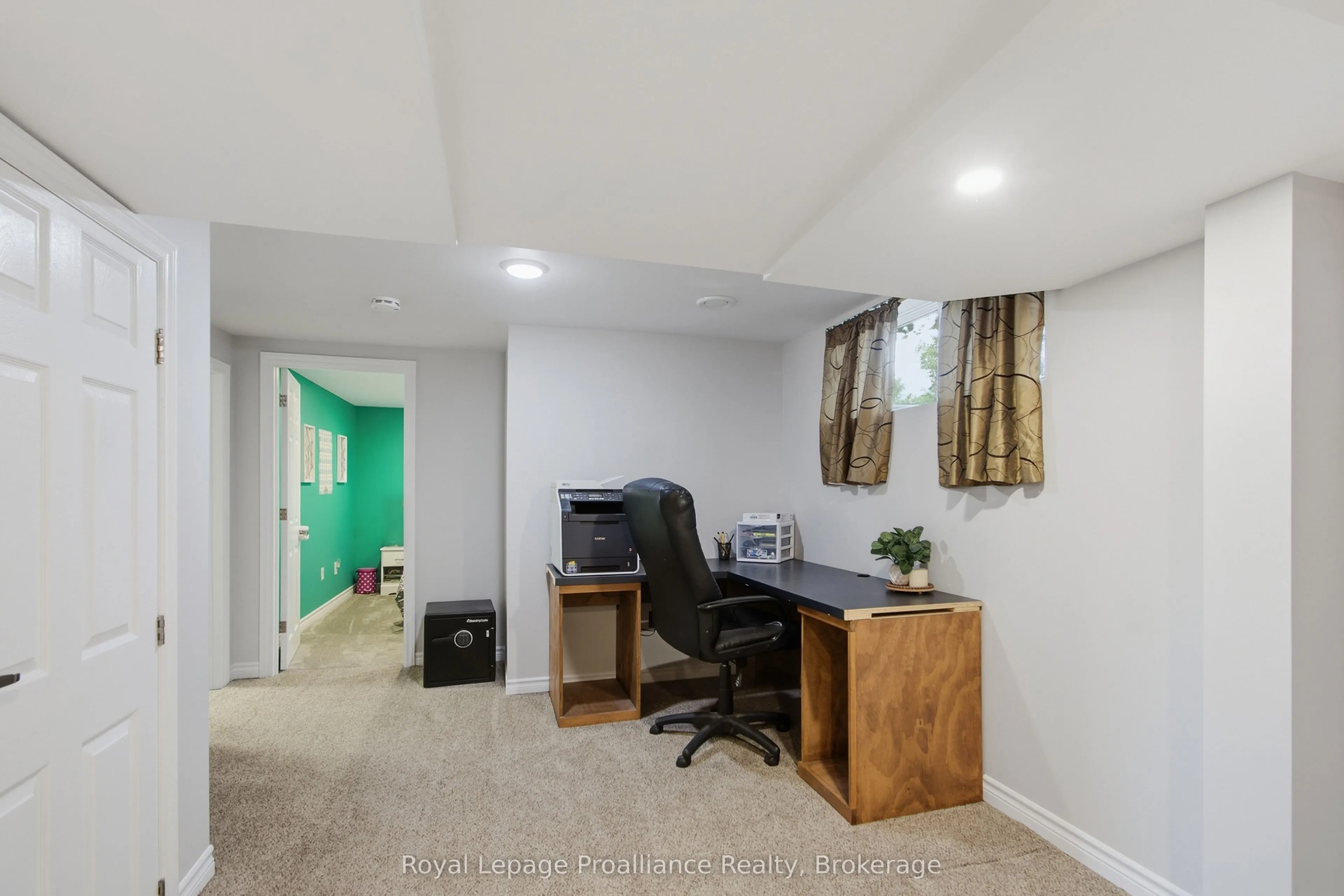 328 Ritz Road