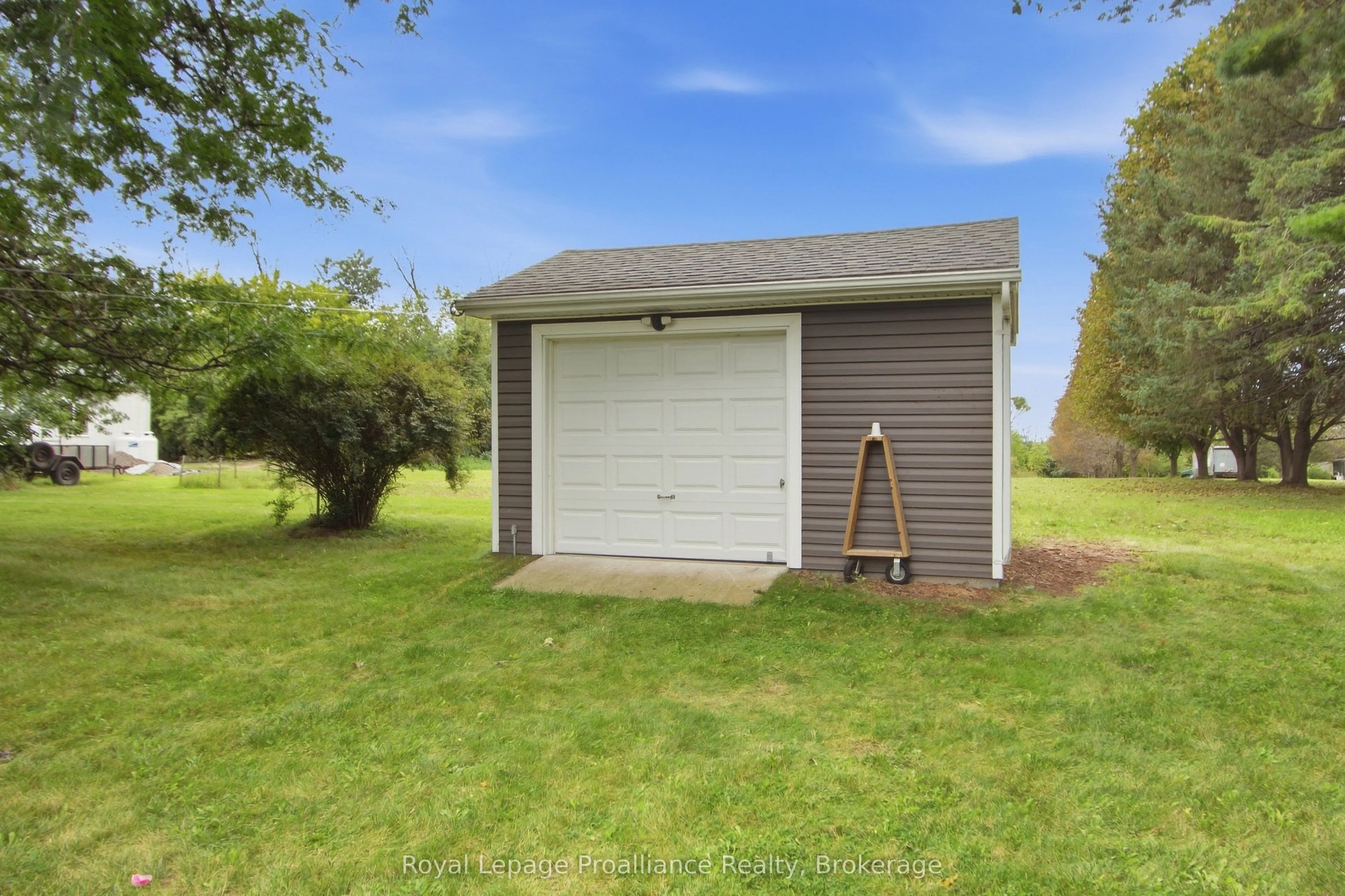 328 Ritz Road