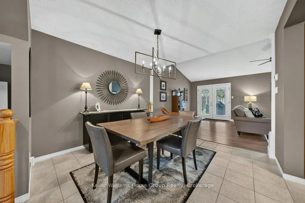 19 Peglar Crescent
