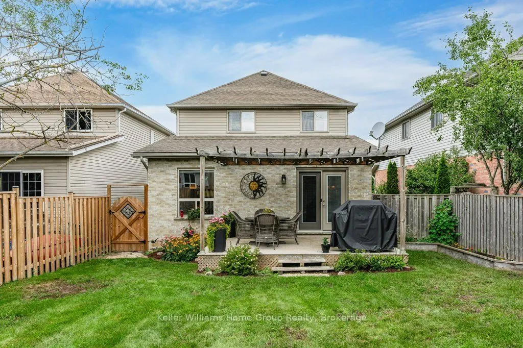 19 Peglar Crescent
