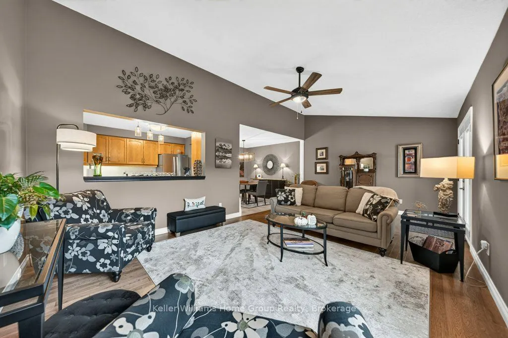 19 Peglar Crescent
