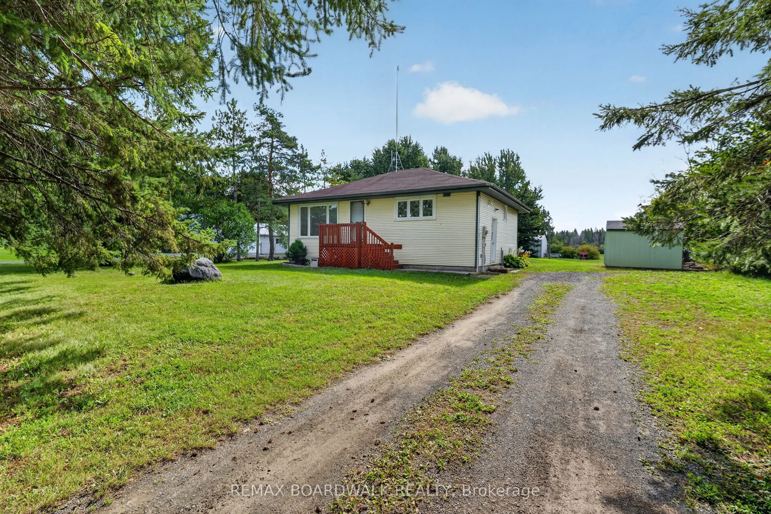 14310 Concession 11-12 Road