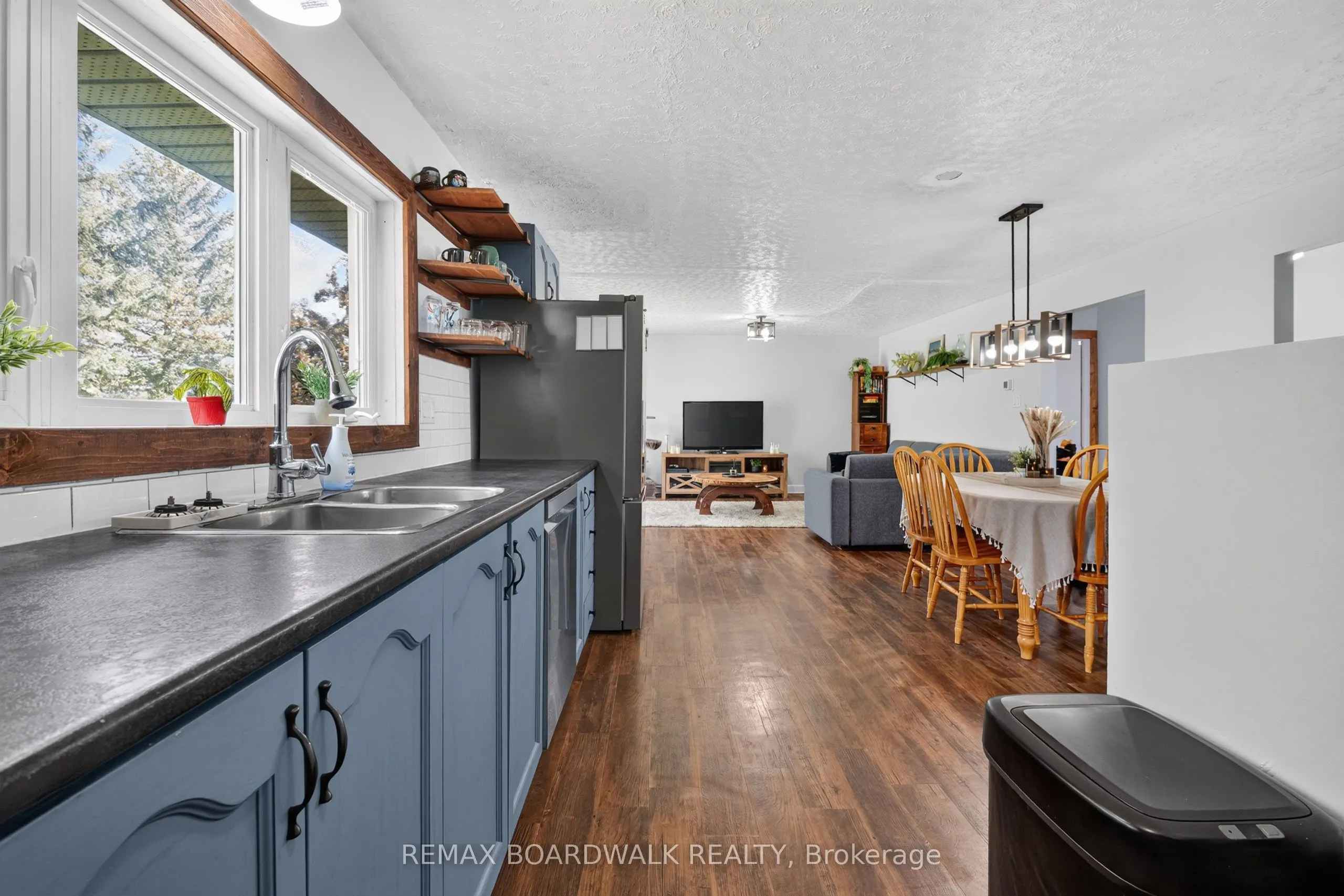 14310 Concession 11-12 Road