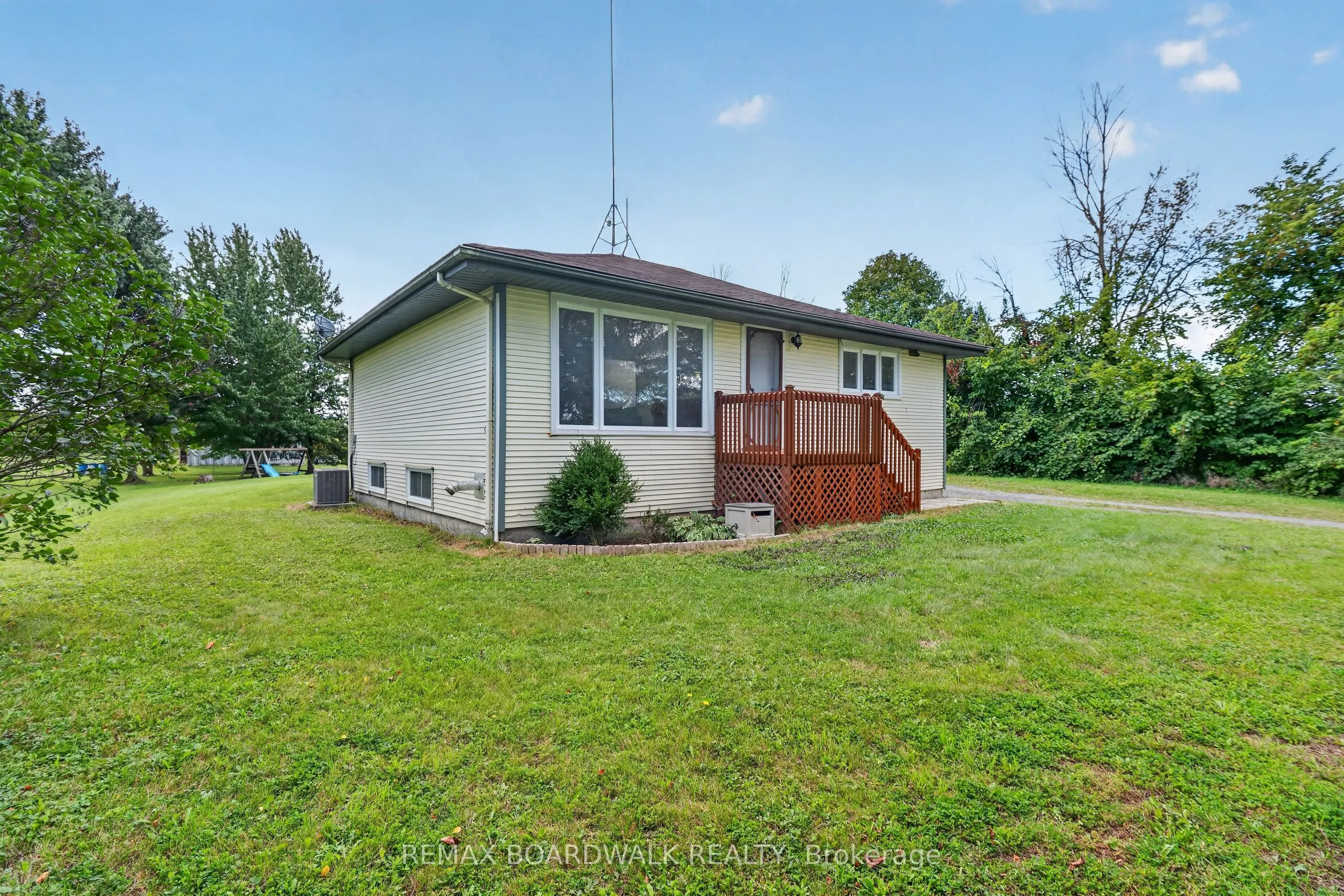 14310 Concession 11-12 Road