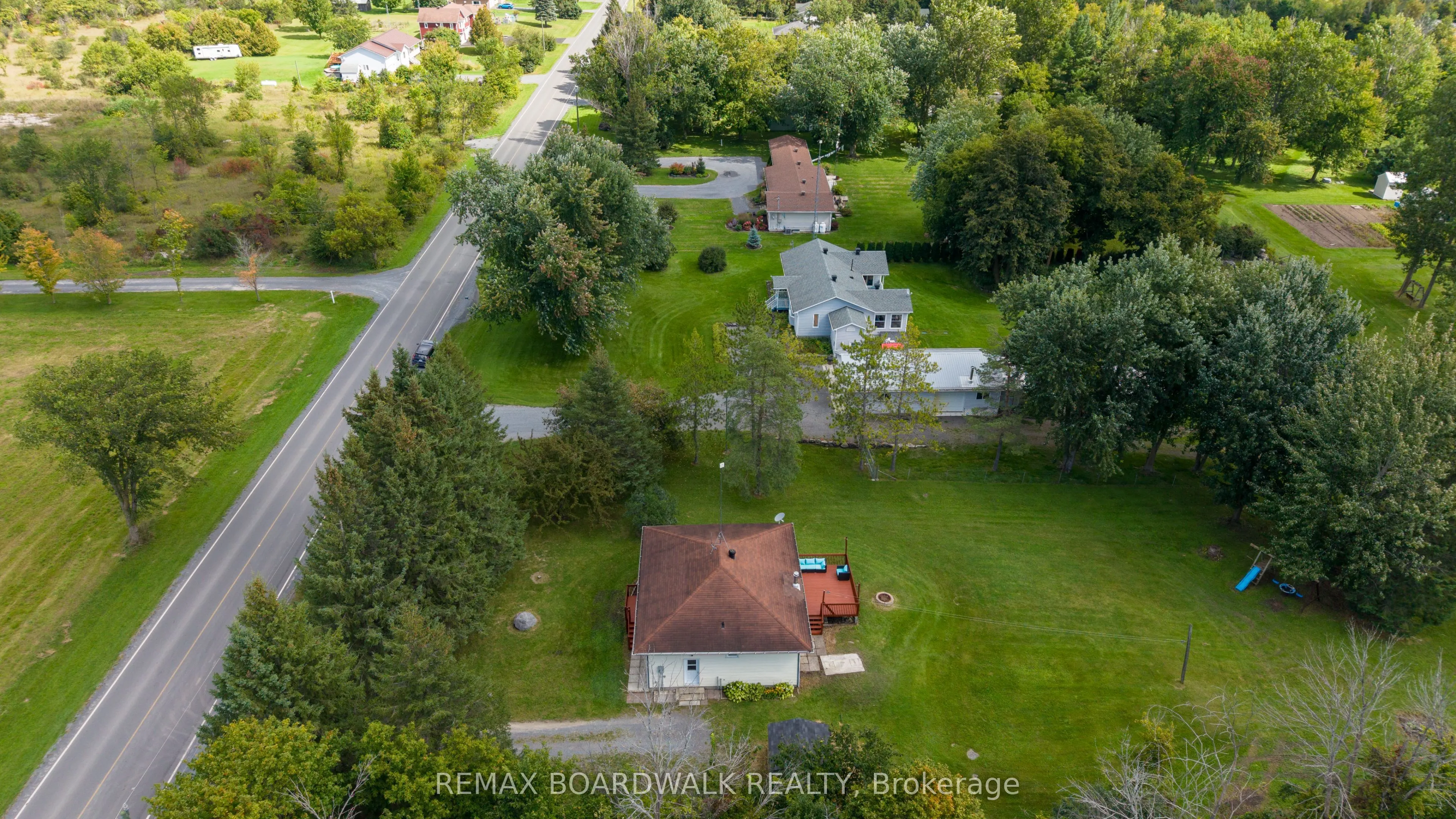 14310 Concession 11-12 Road