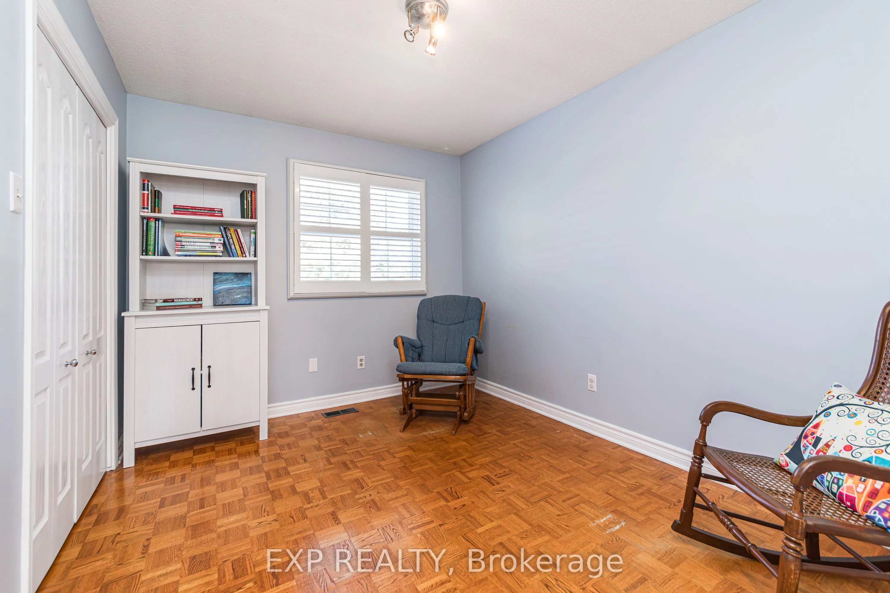 1221 Fairway Drive