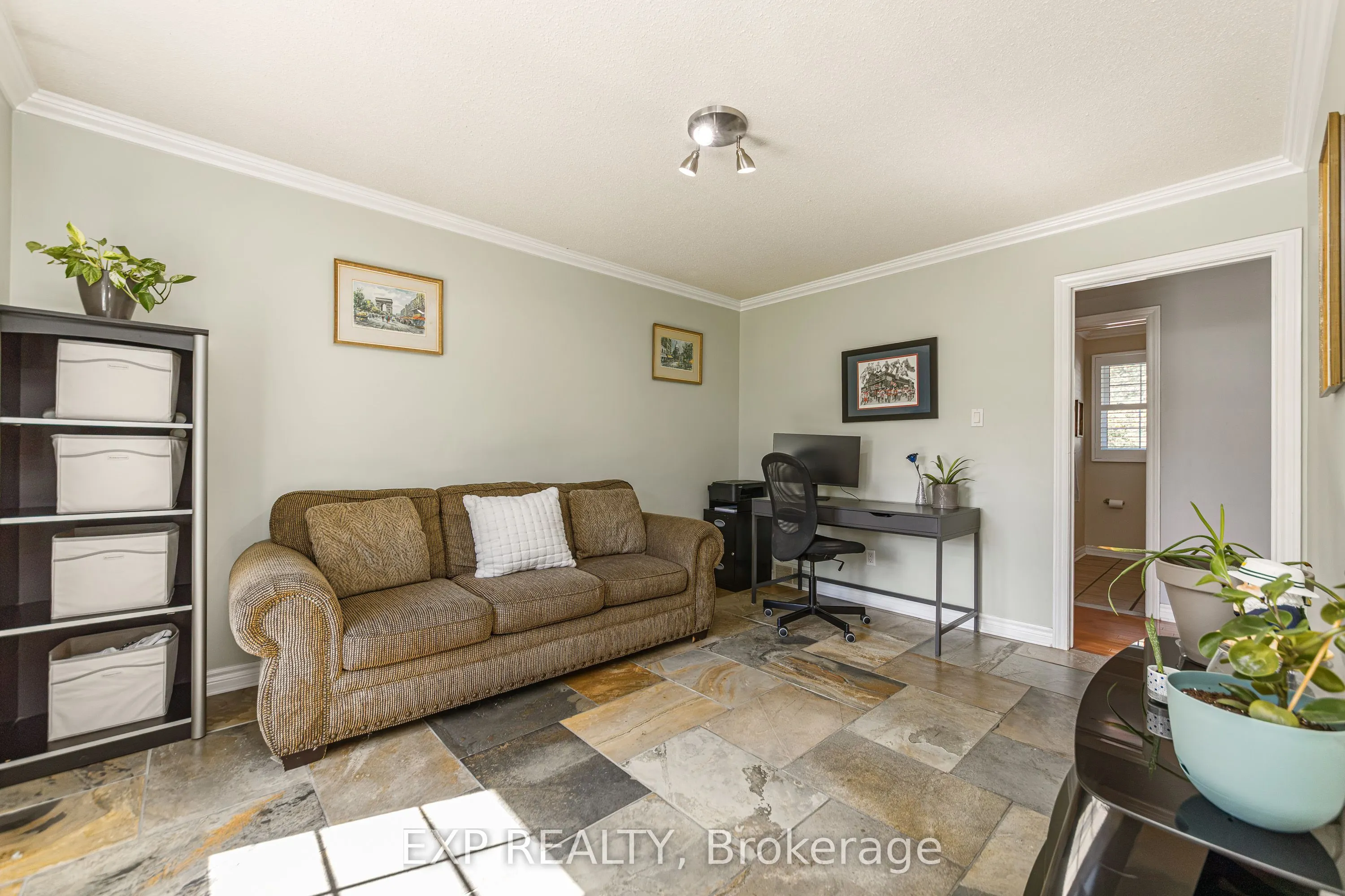 1221 Fairway Drive