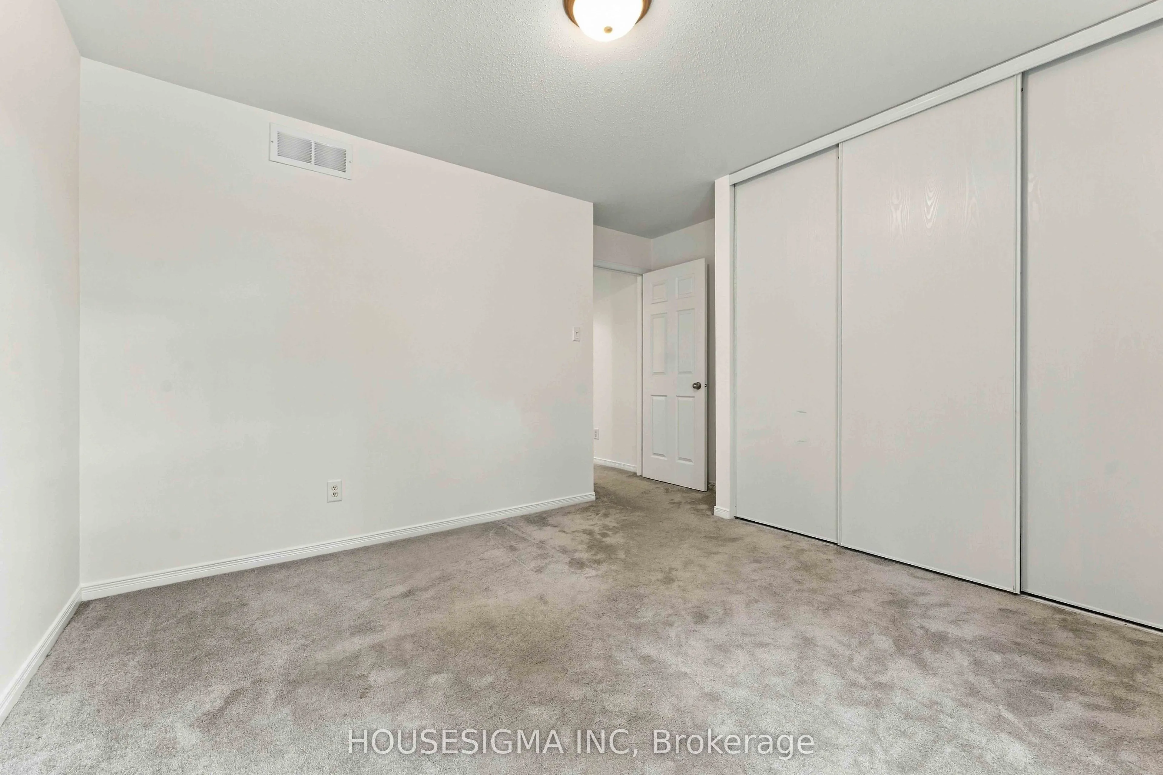 368 Breckenridge Crescent