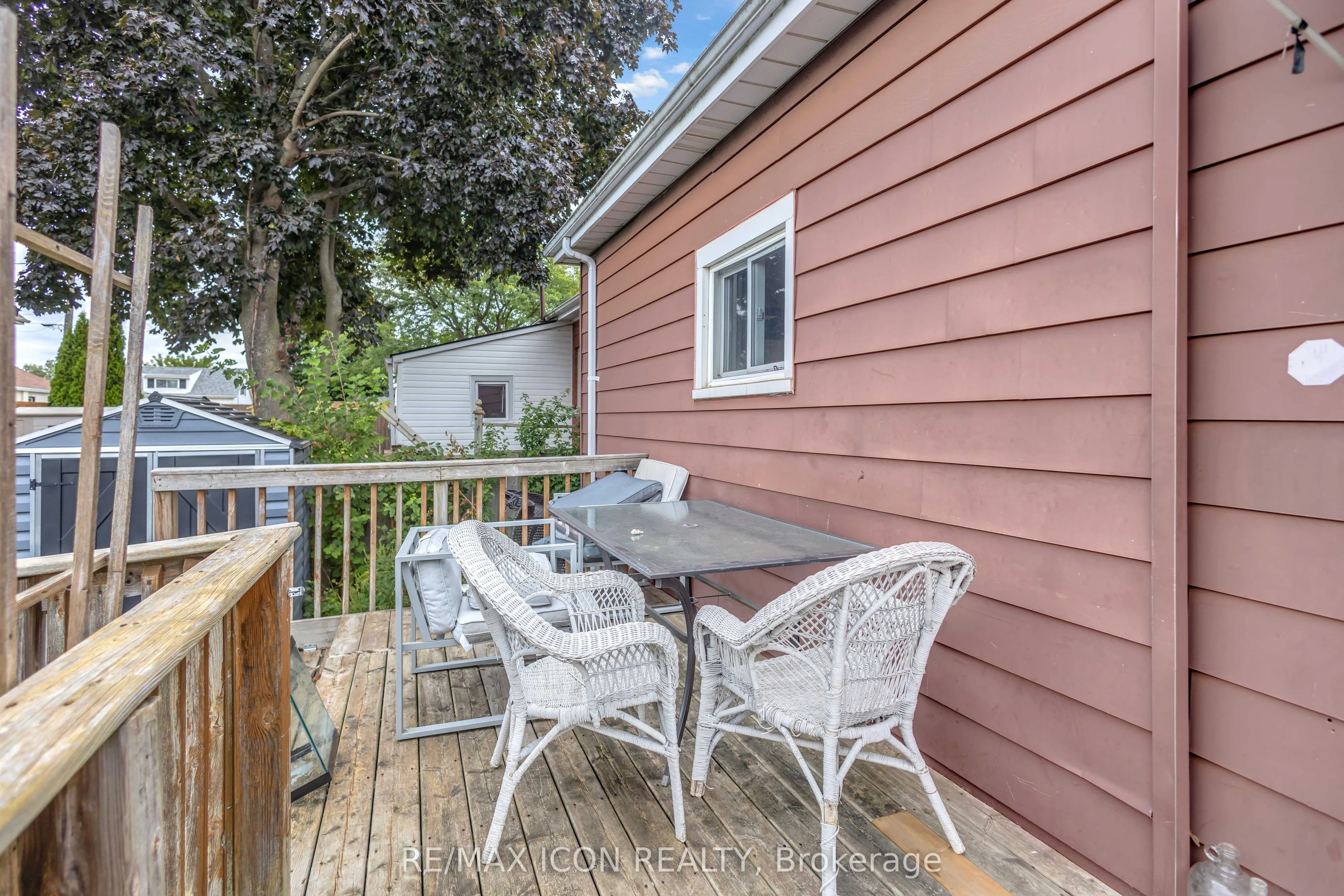 49 Mintern Avenue