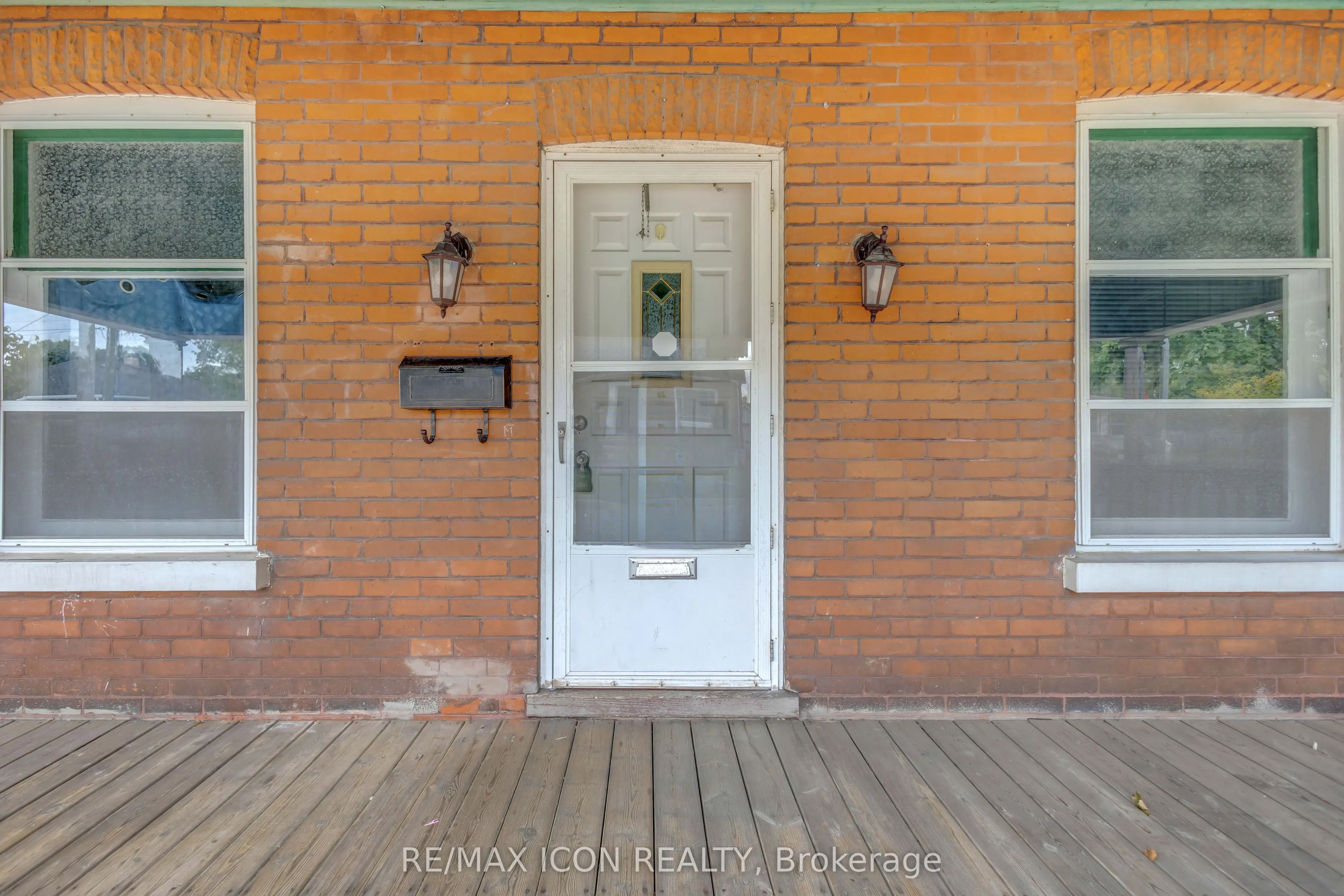 49 Mintern Avenue