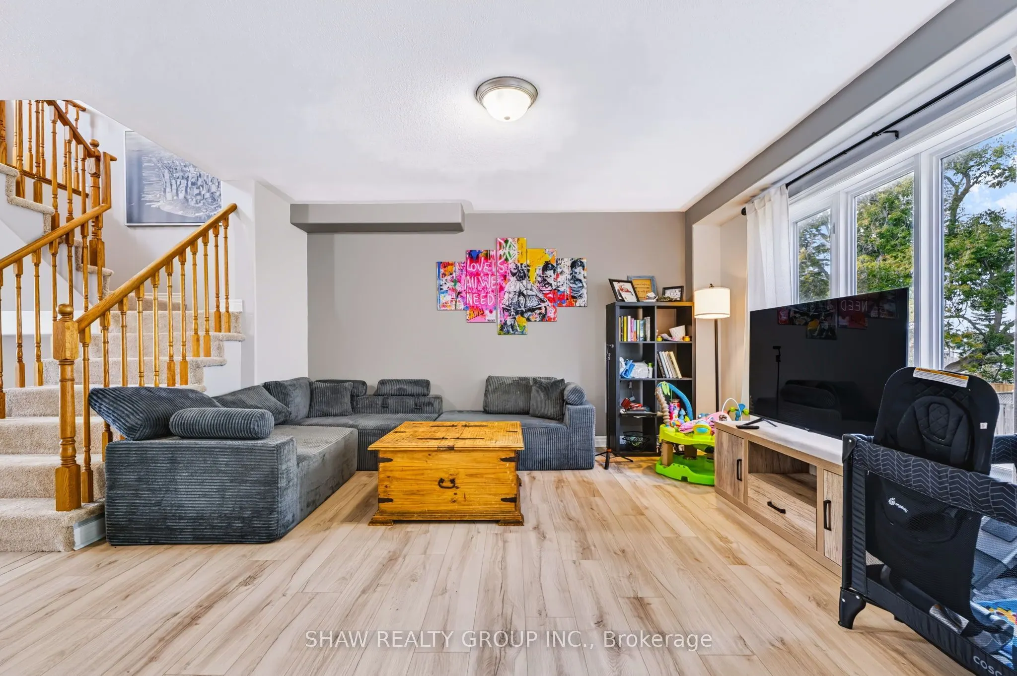 24 Fallingbrook Crescent