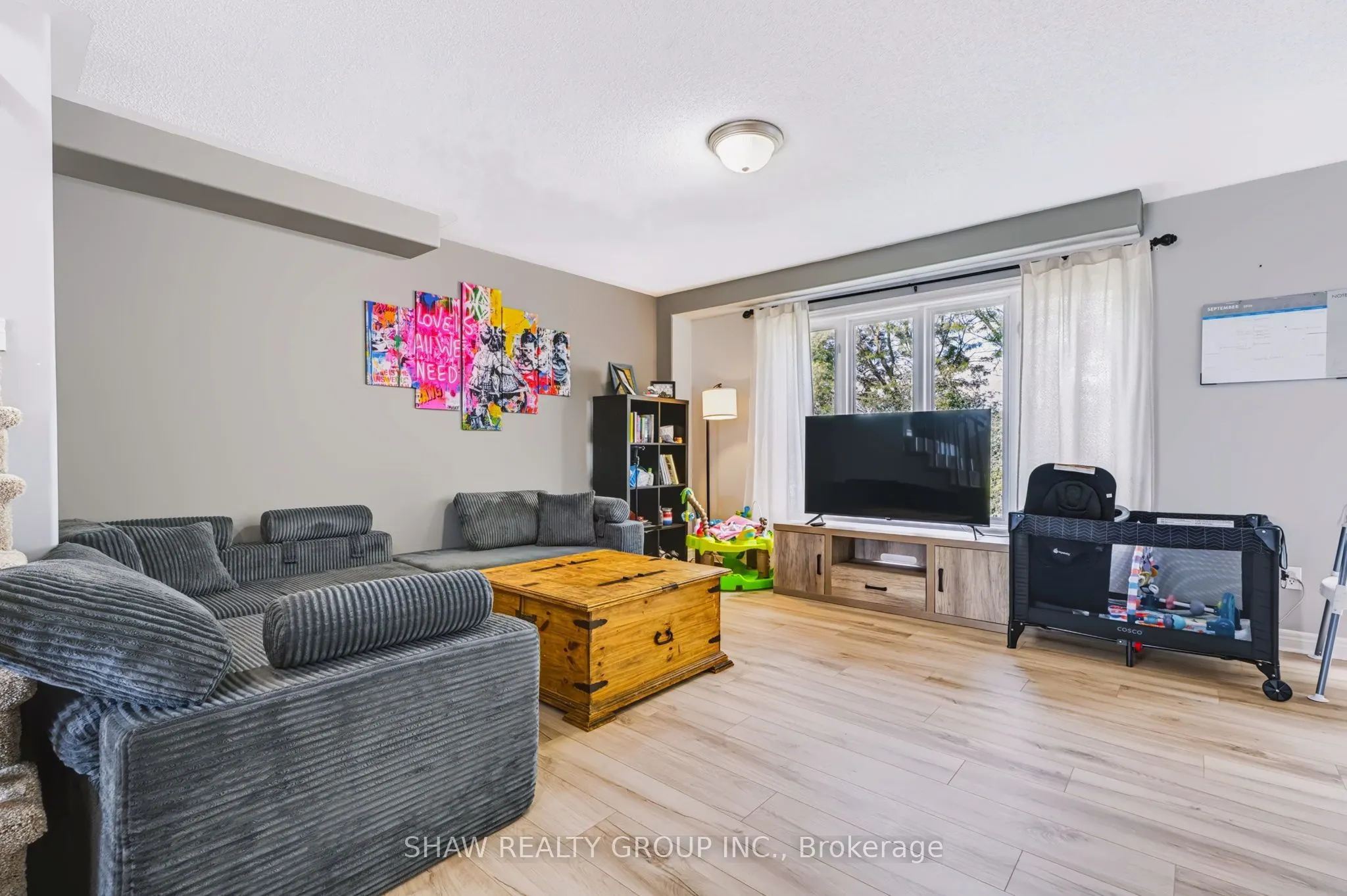 24 Fallingbrook Crescent