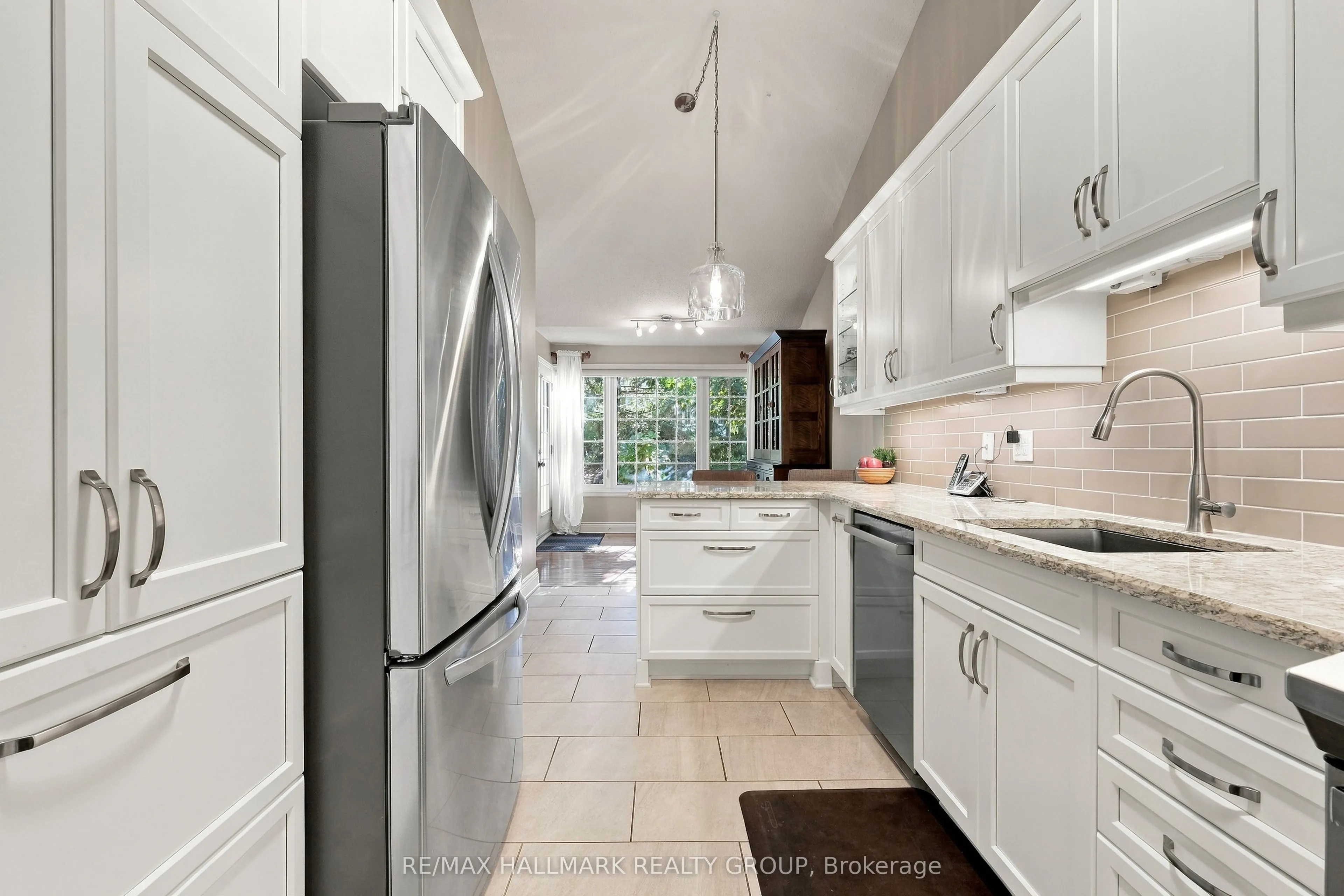 22 Grand Harbour Court #29