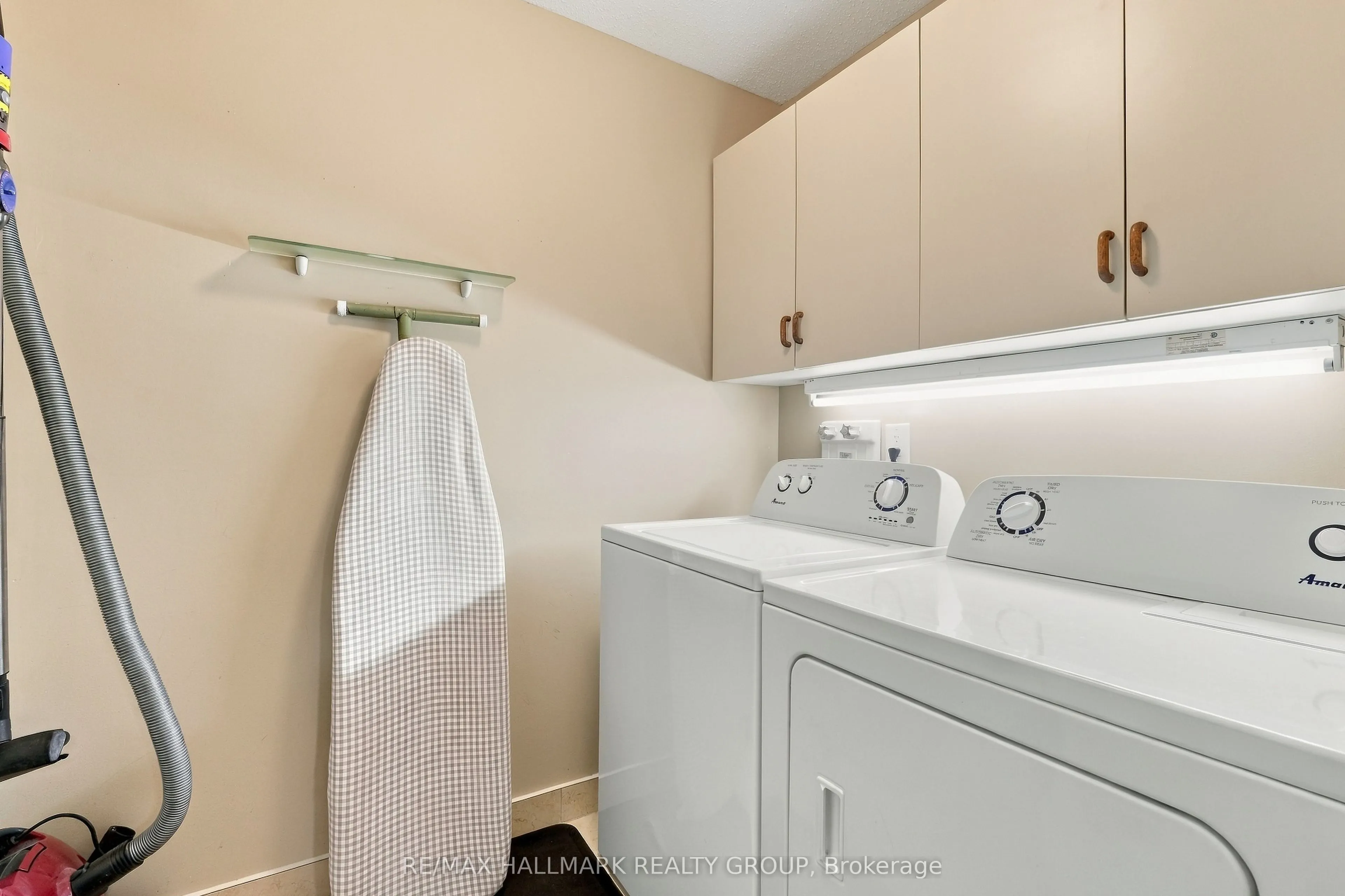 22 Grand Harbour Court #29