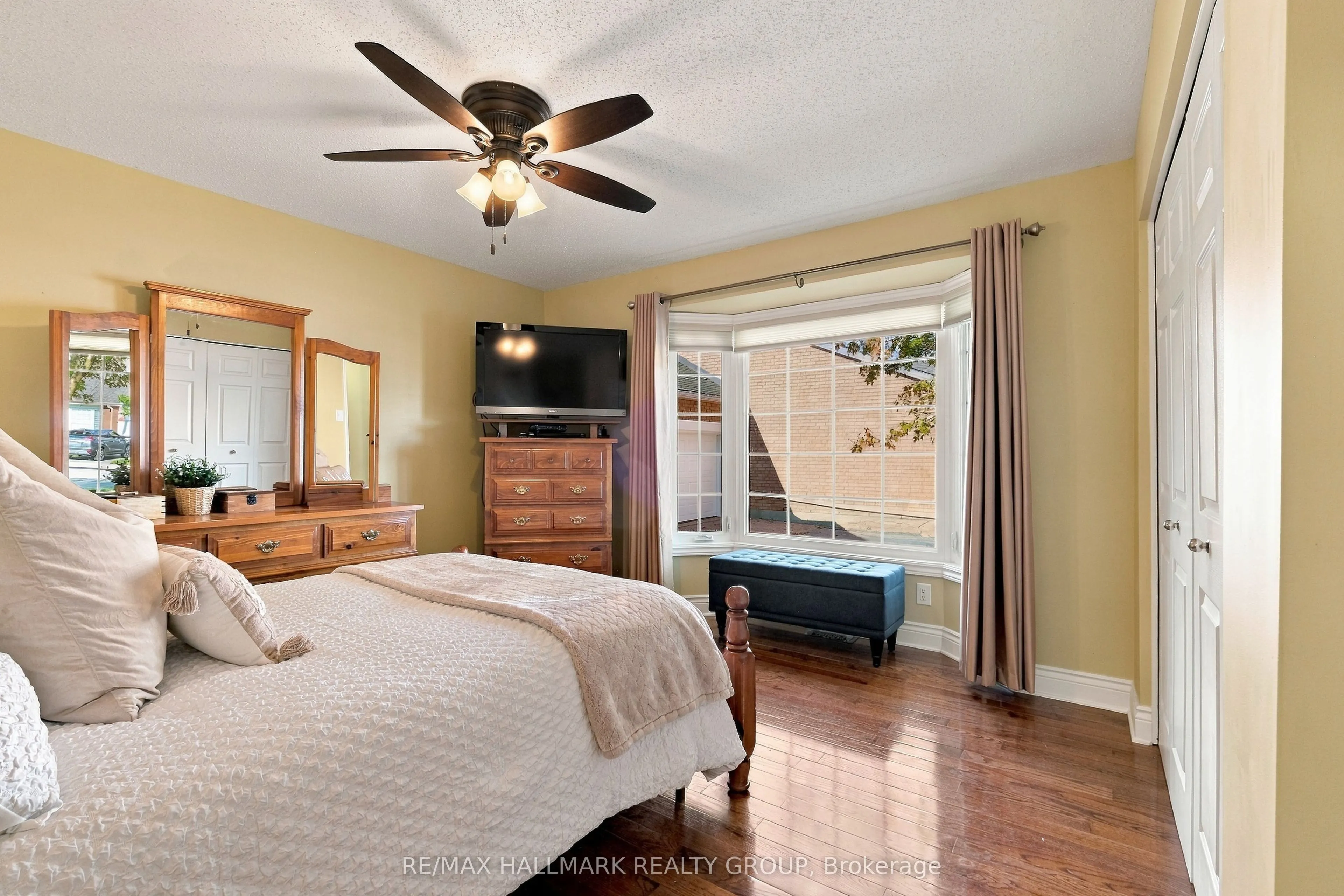 22 Grand Harbour Court #29