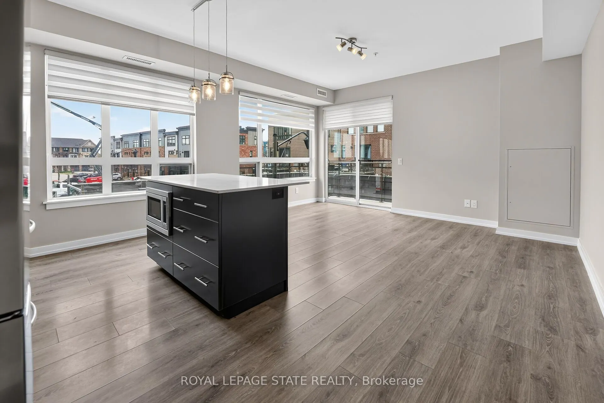 40 Esplanade Lane #206