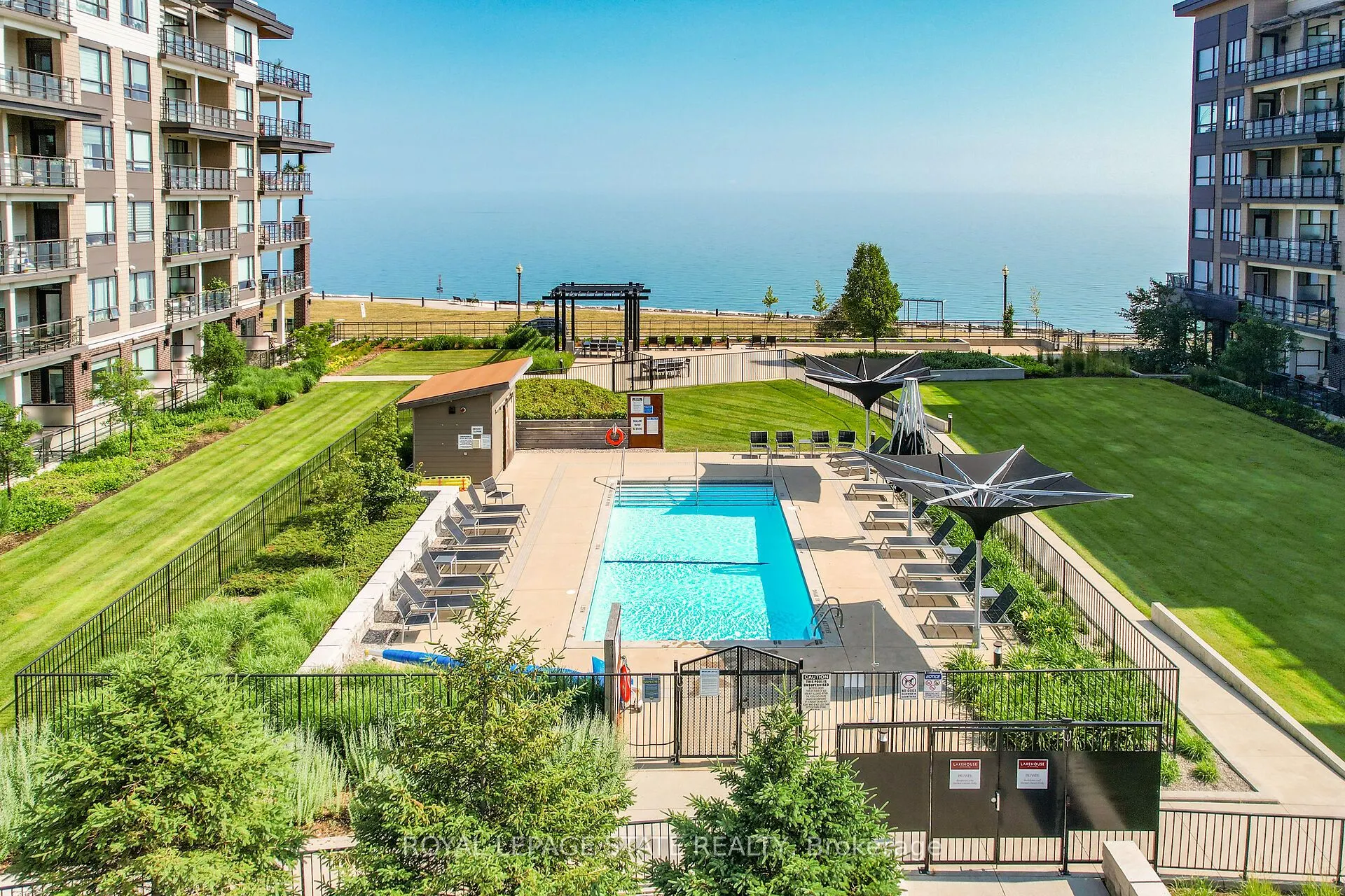 40 Esplanade Lane #206