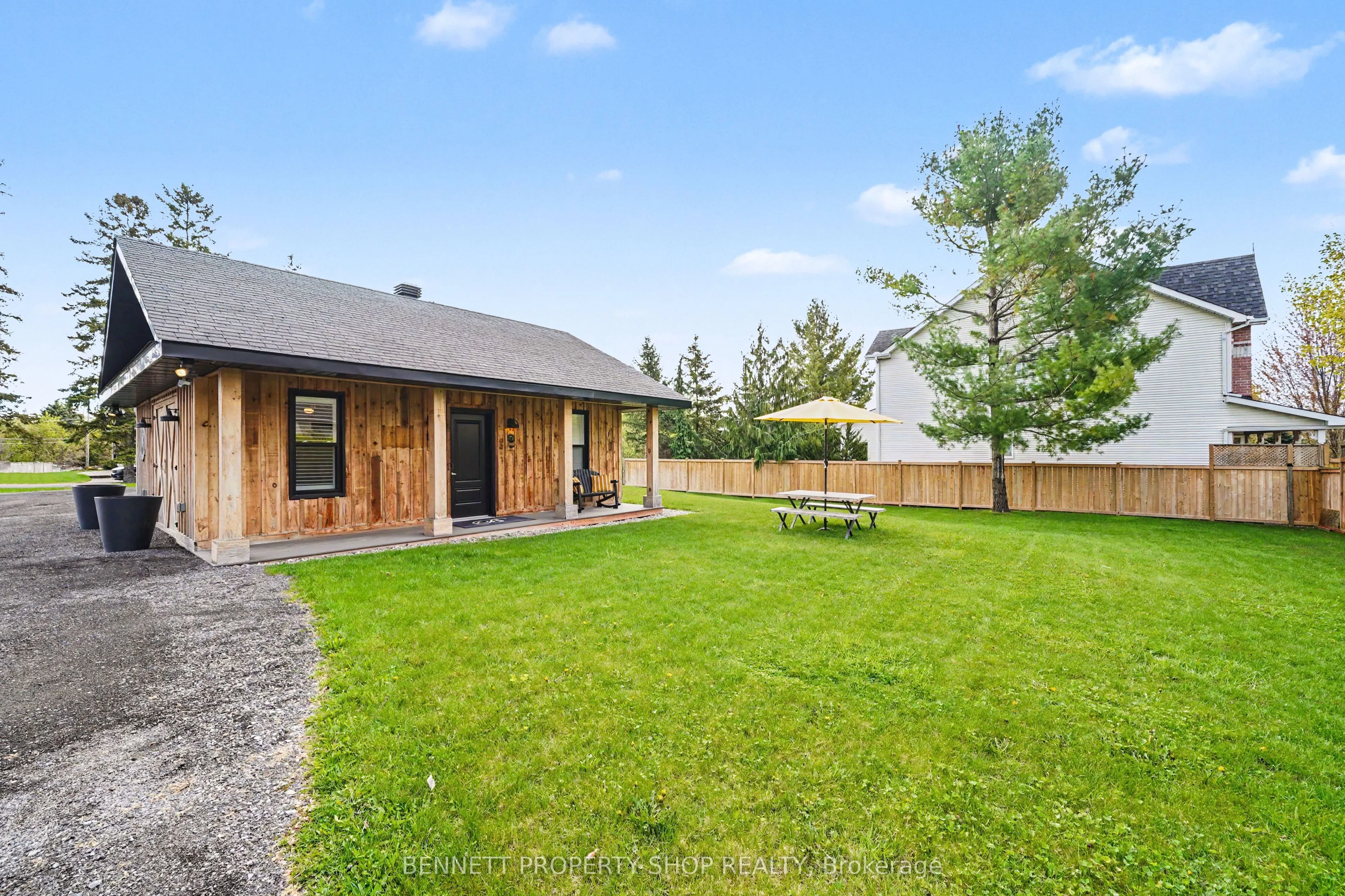 1194 Carp Road