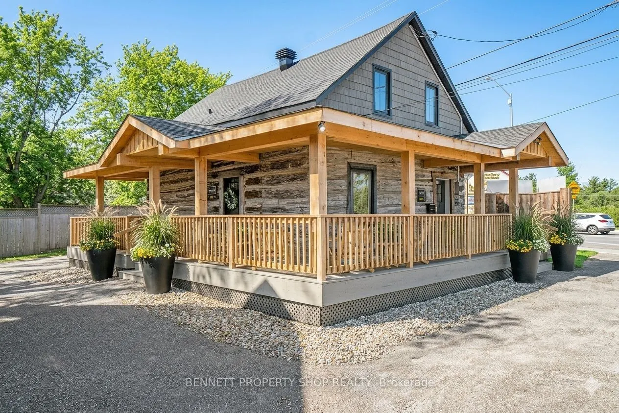 1194 Carp Road