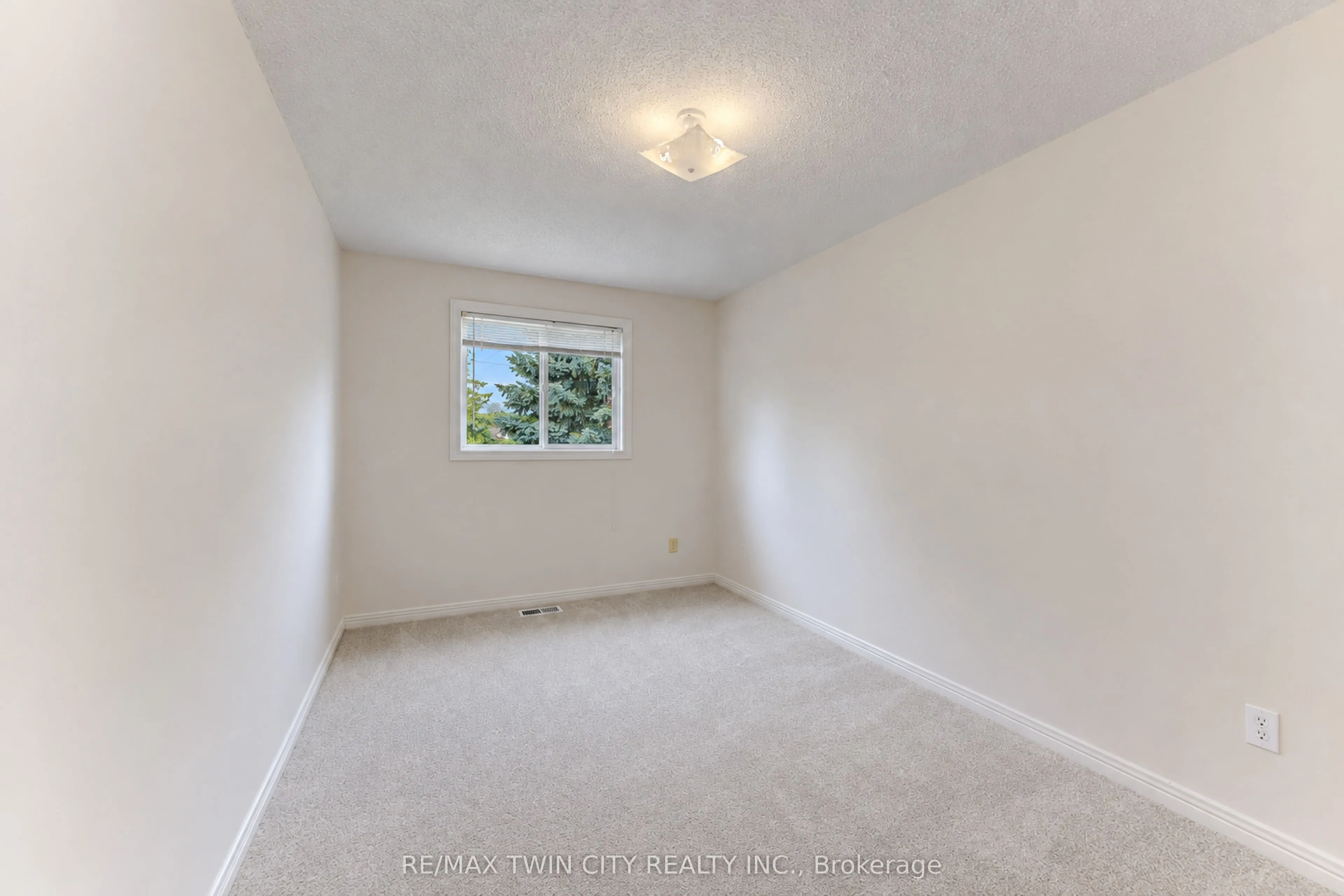360 Cornridge Place #4
