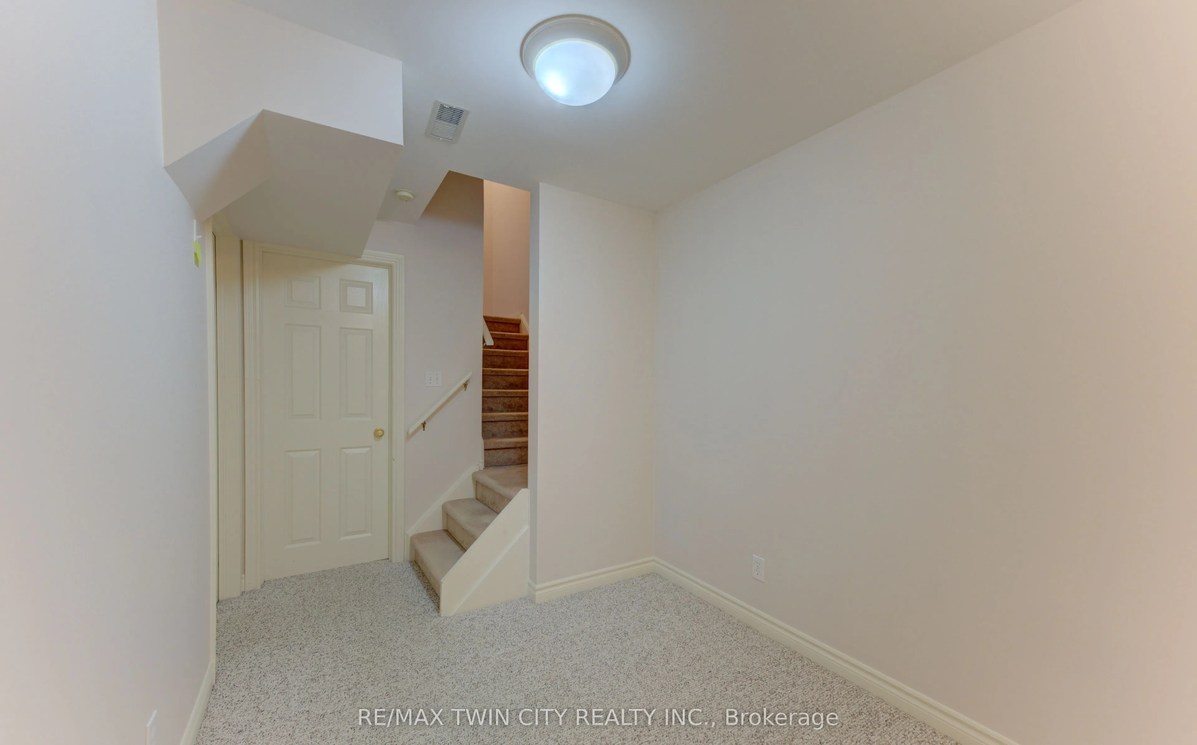 360 Cornridge Place #4