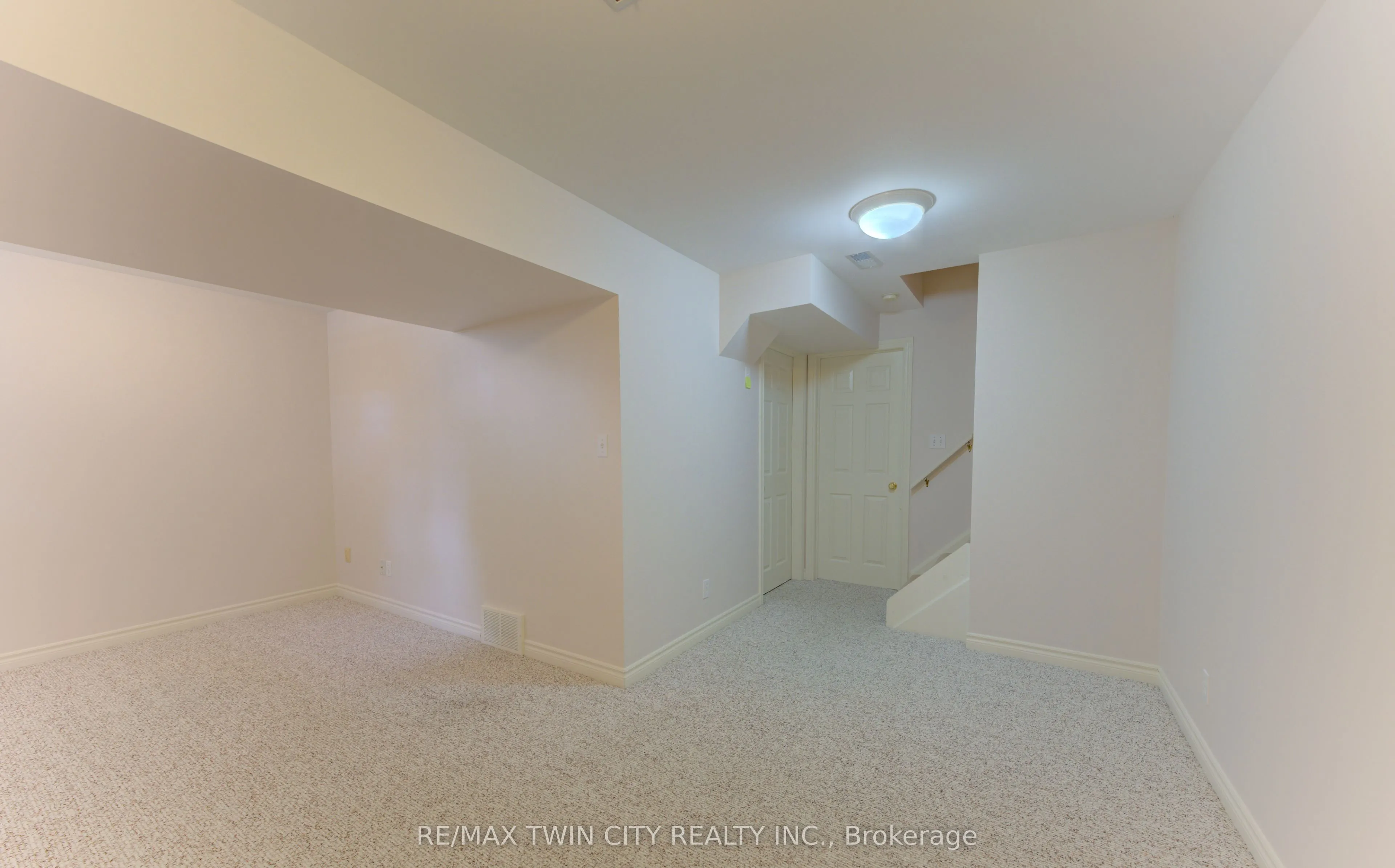 360 Cornridge Place #4