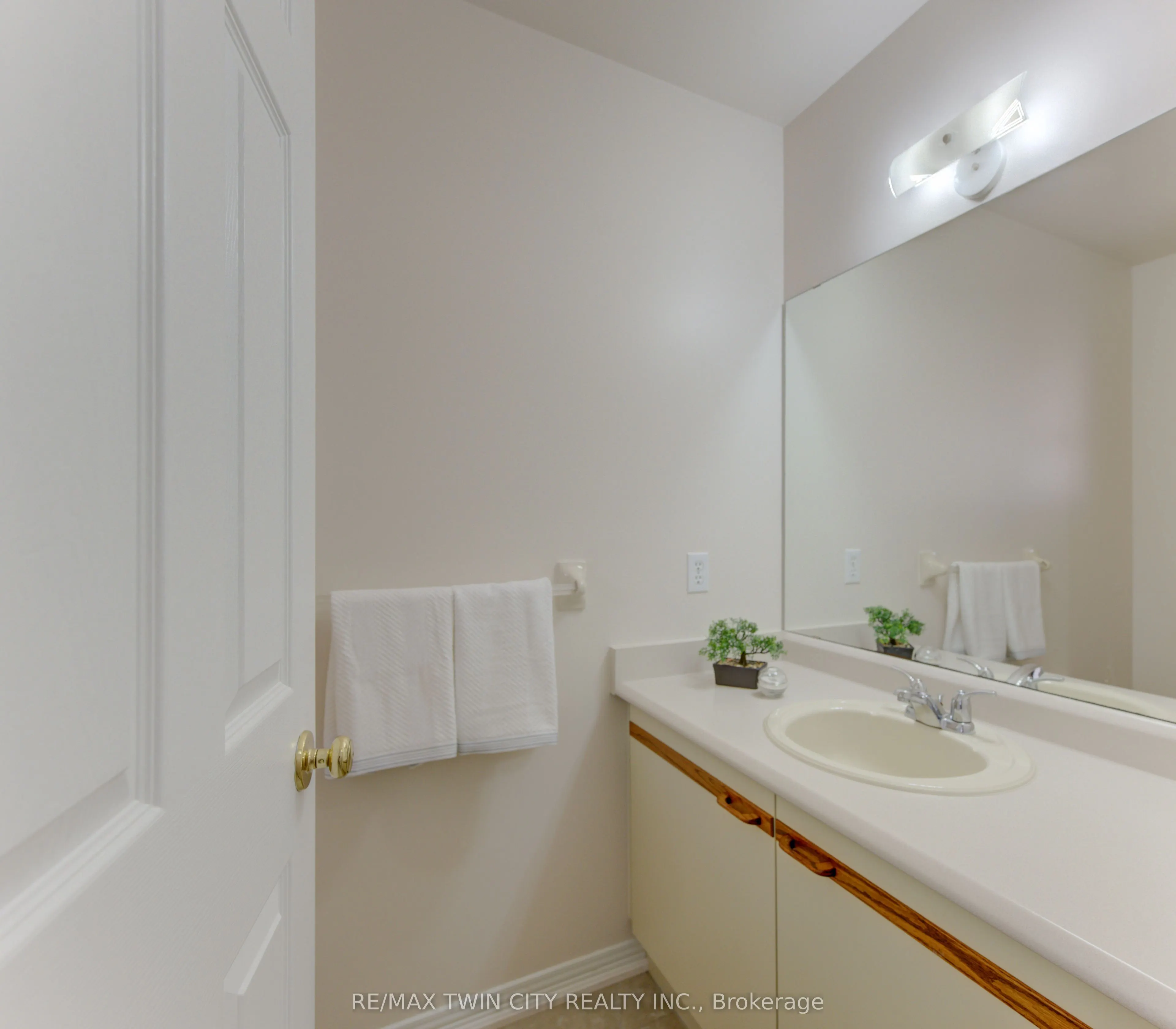 360 Cornridge Place #4
