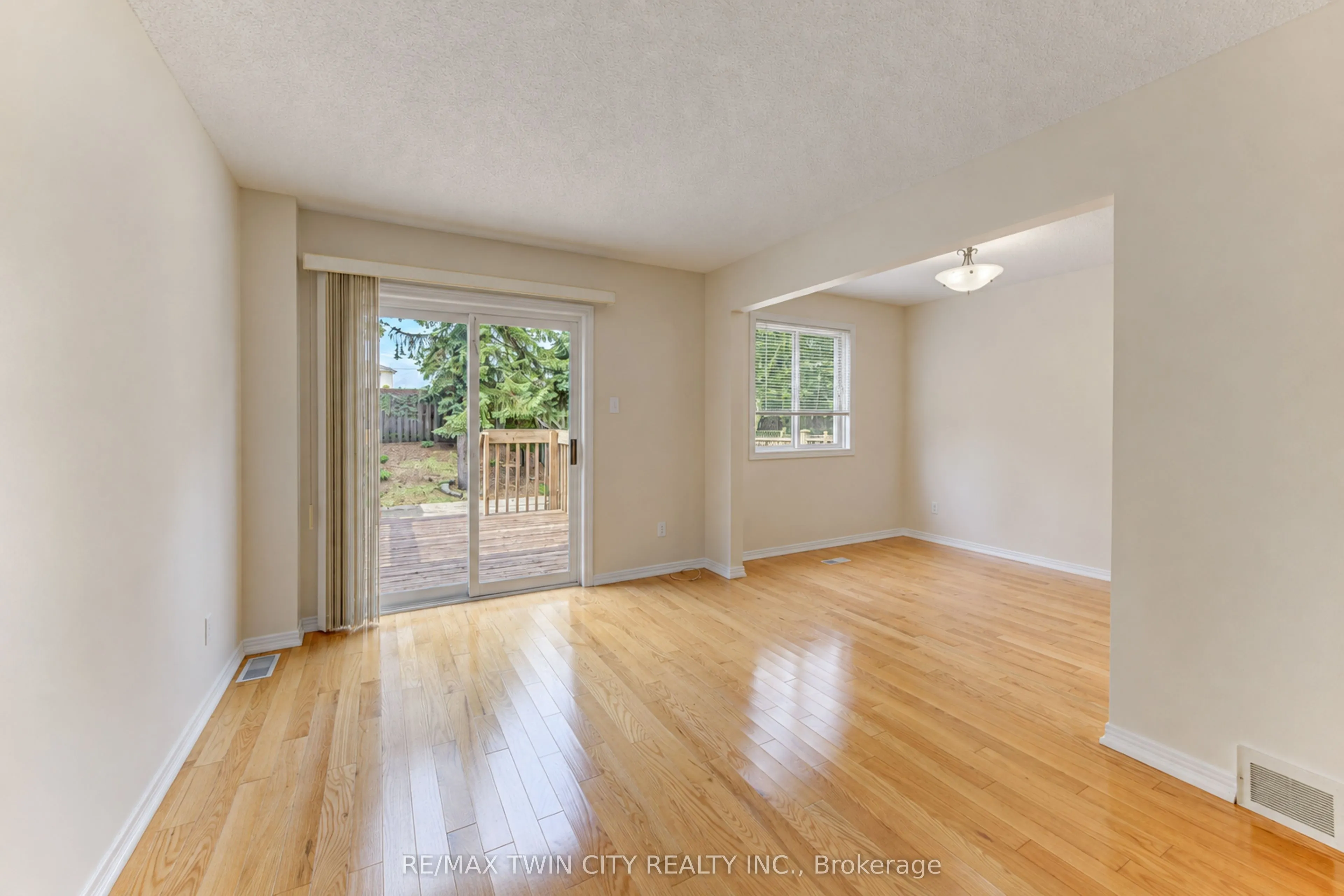 360 Cornridge Place #4