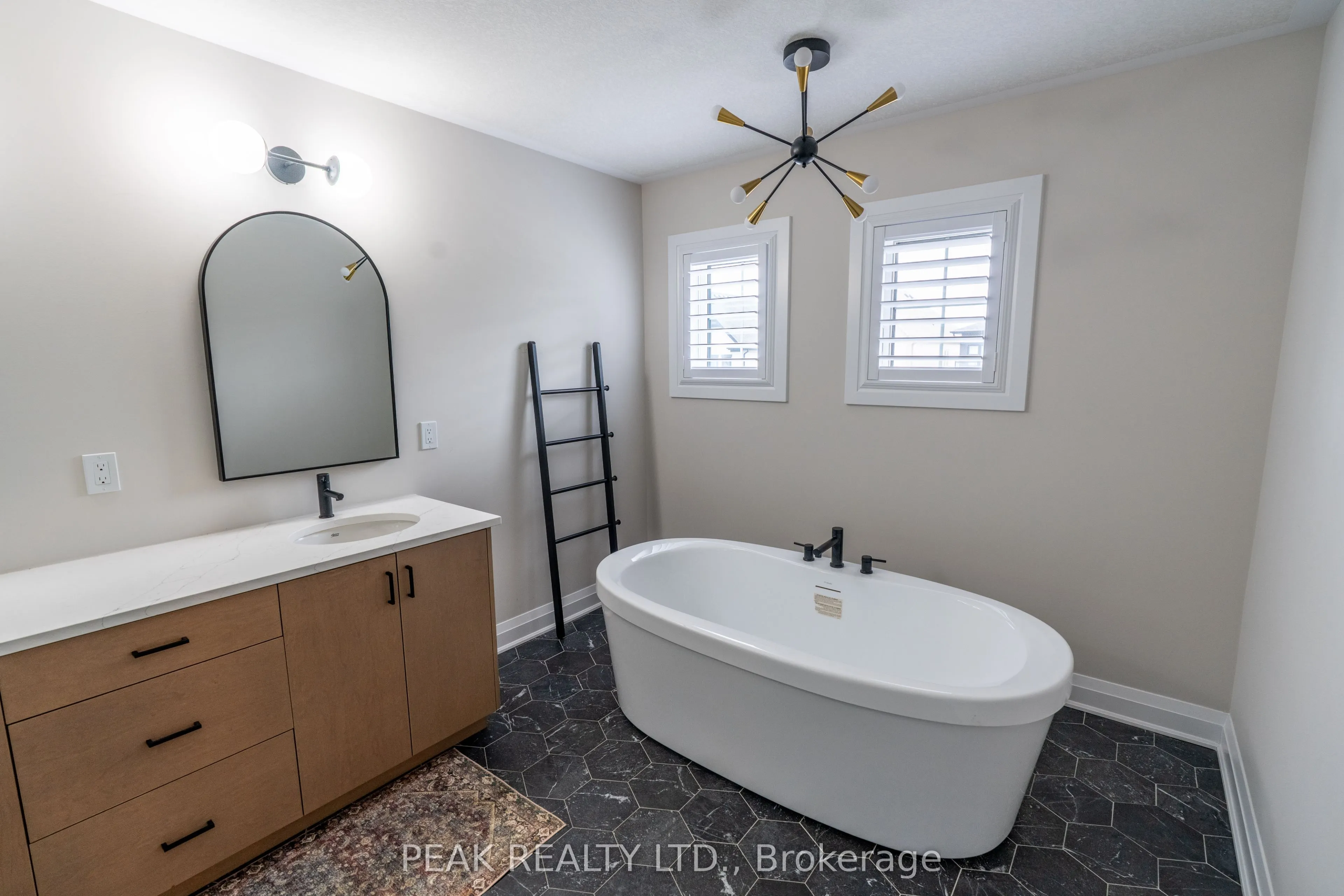 311 Chokecherry Crescent