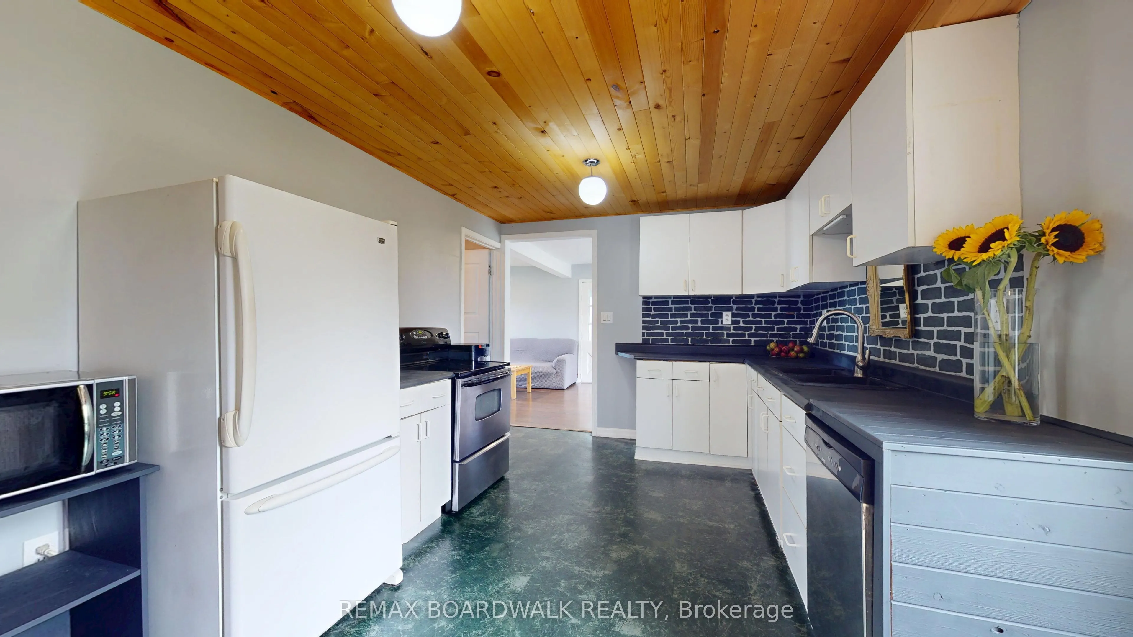 94 Quabbin Road