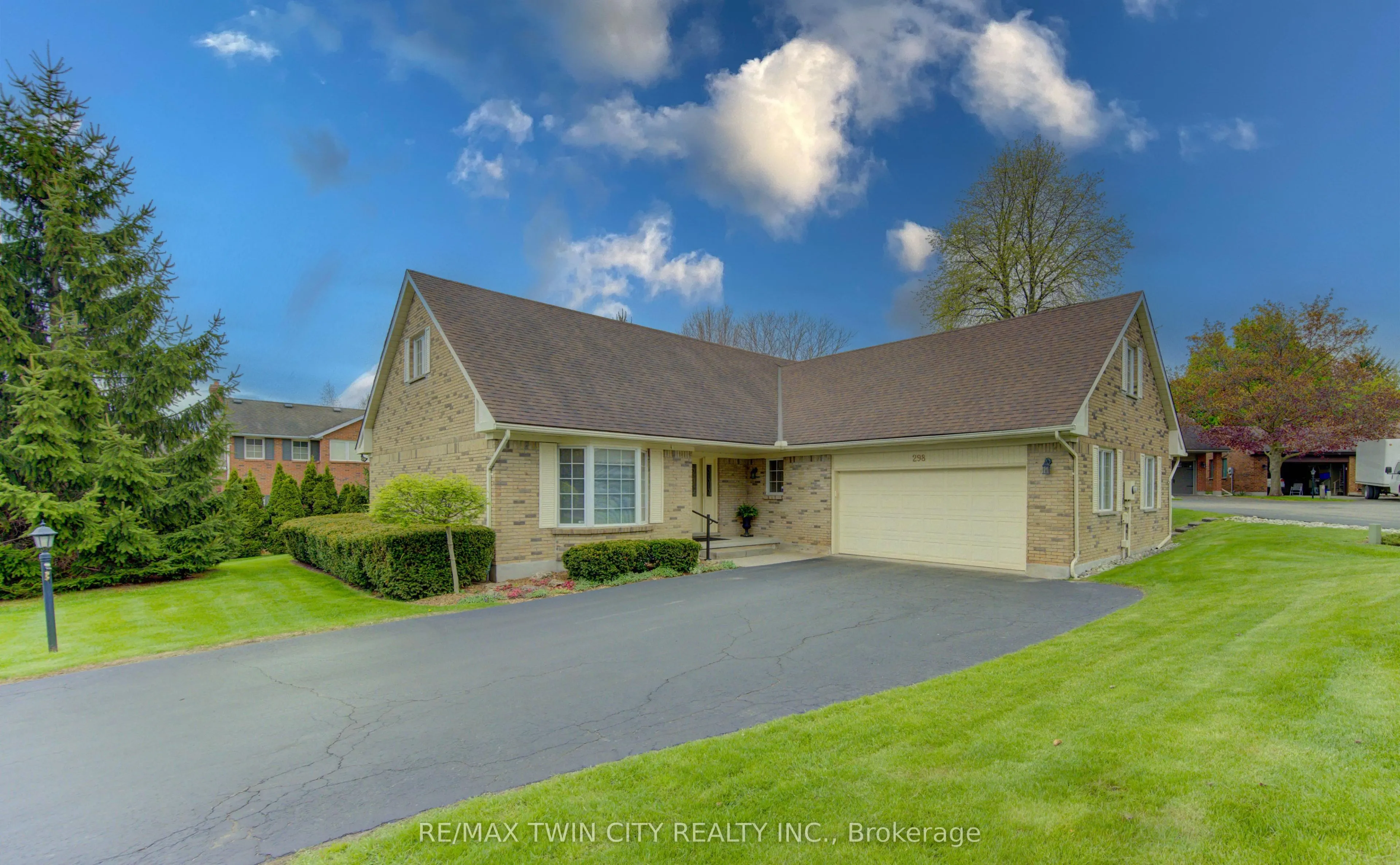 298 Roxton Drive #13