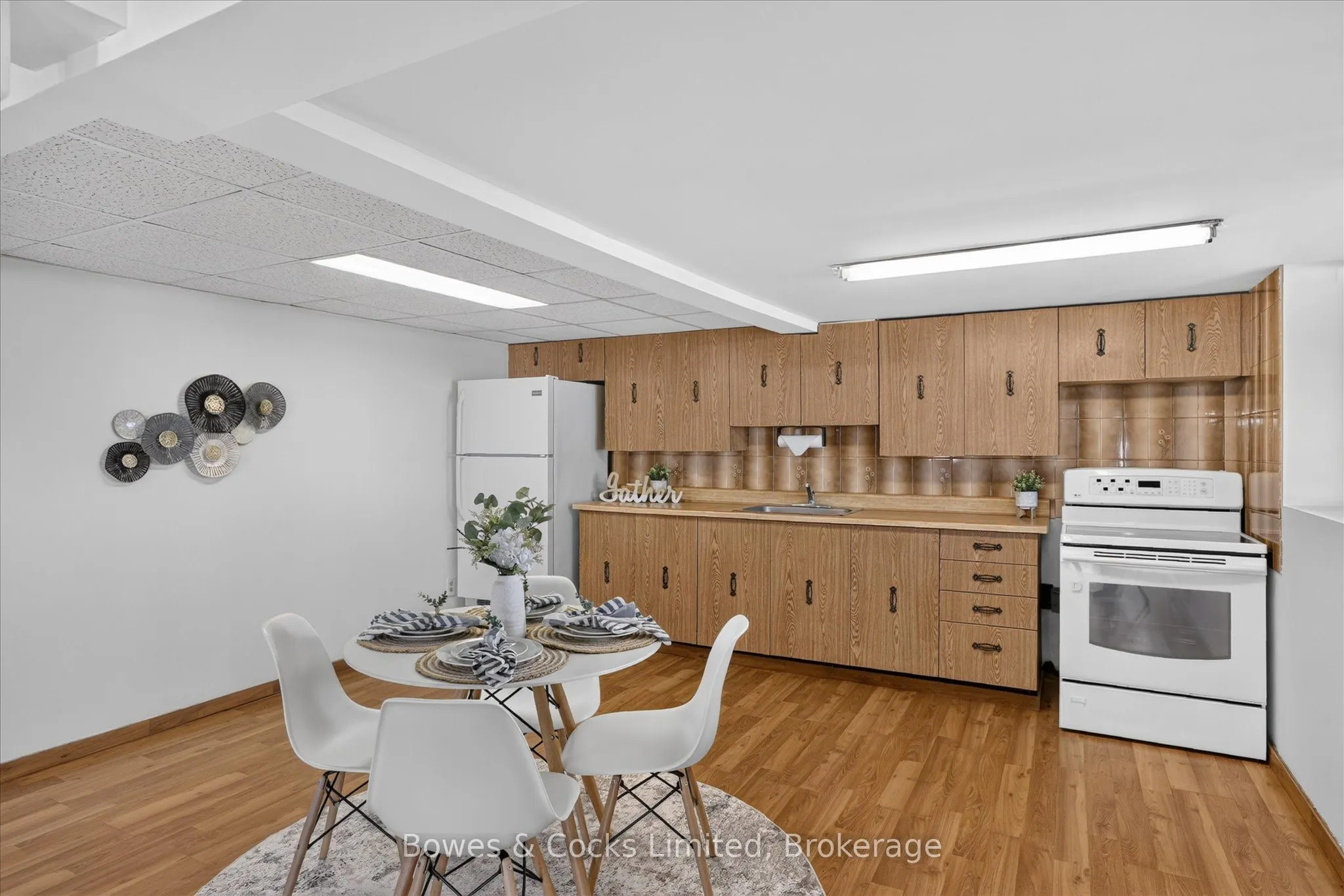 79 Oakdene Crescent