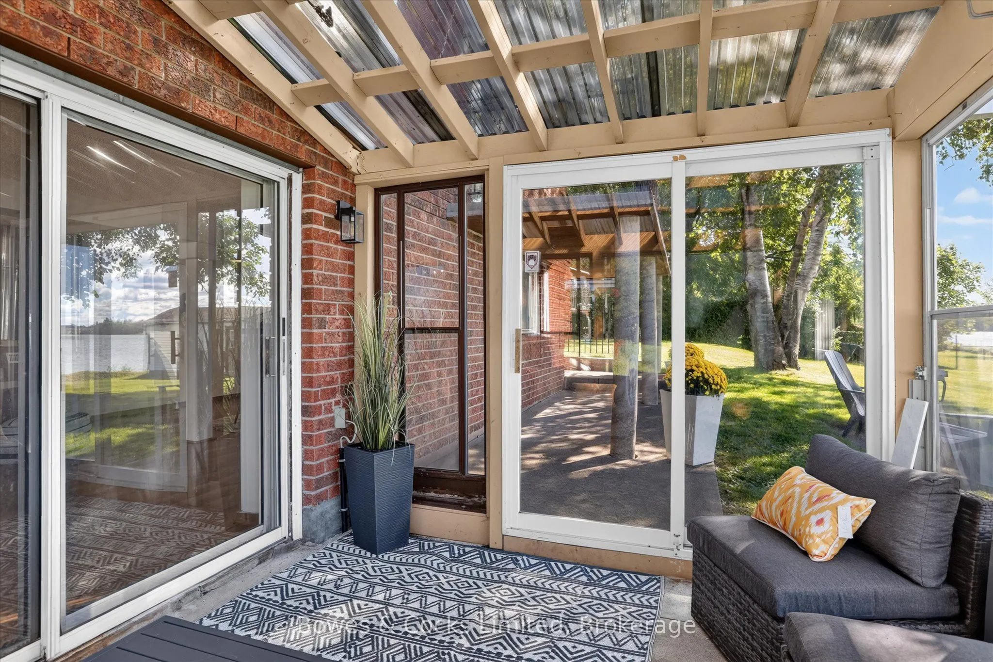 79 Oakdene Crescent