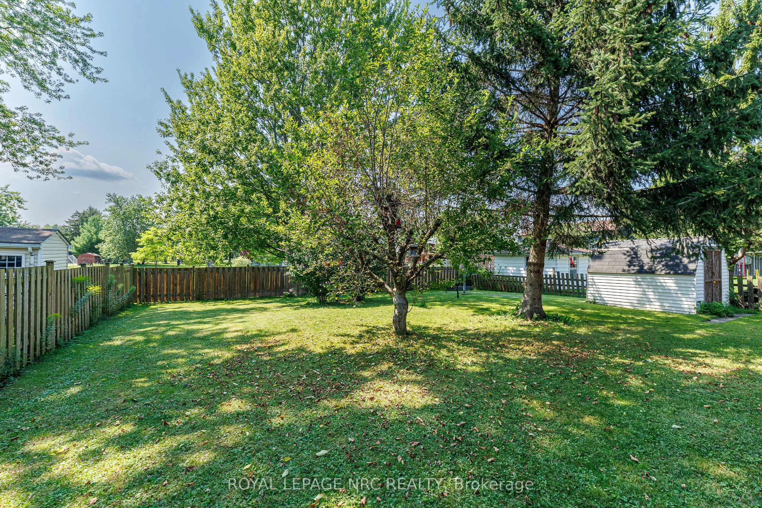 233 West Side Road