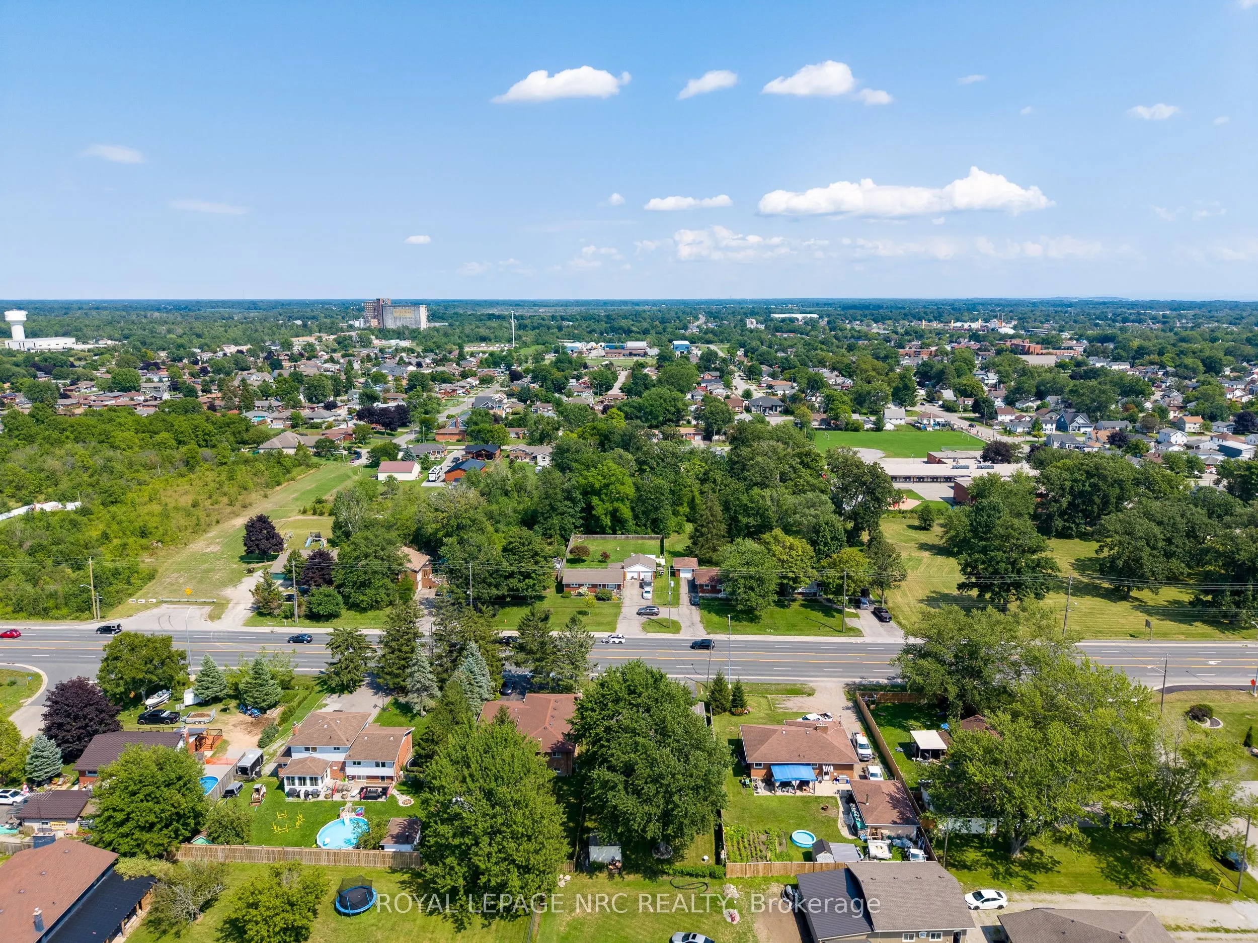 233 West Side Road