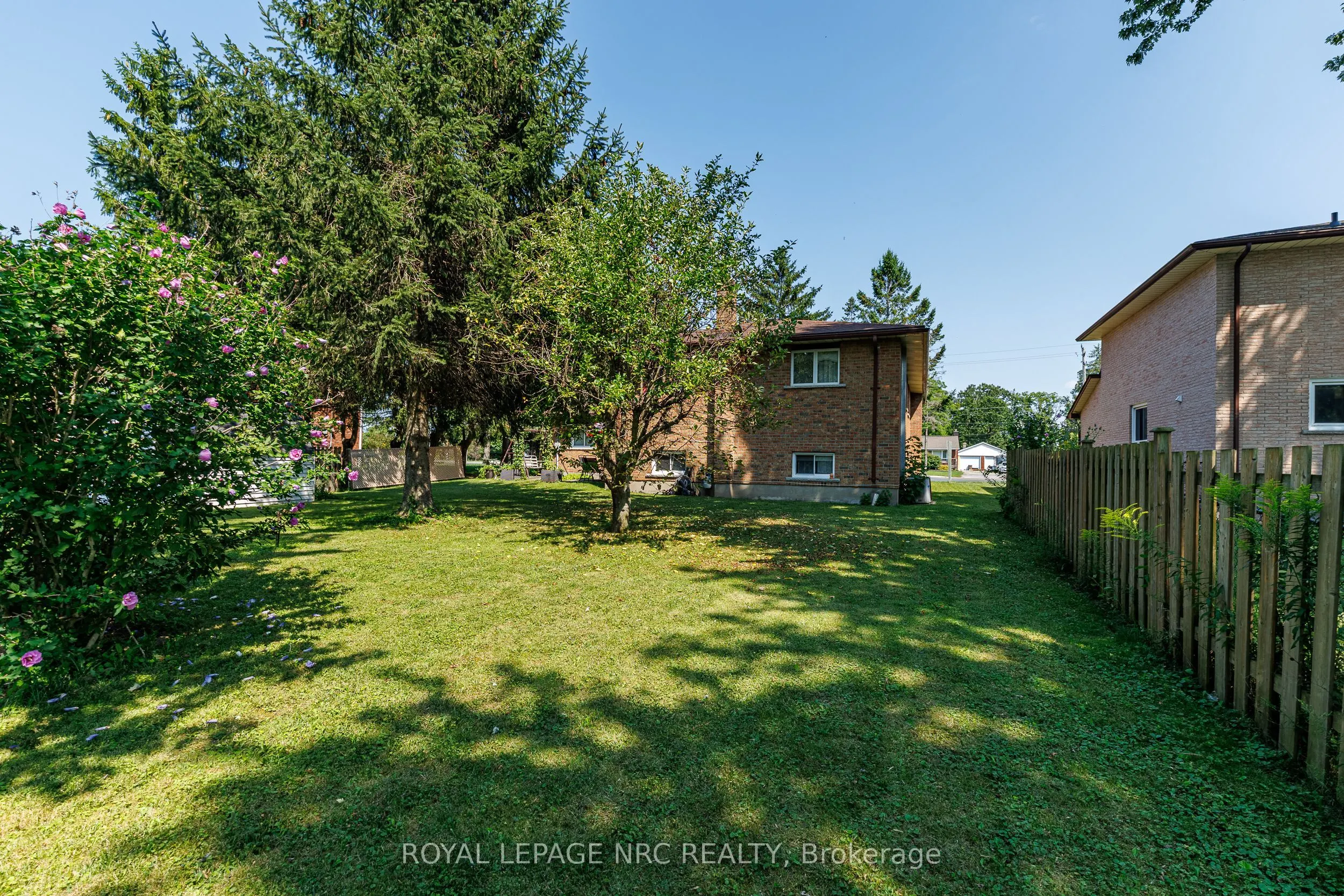 233 West Side Road