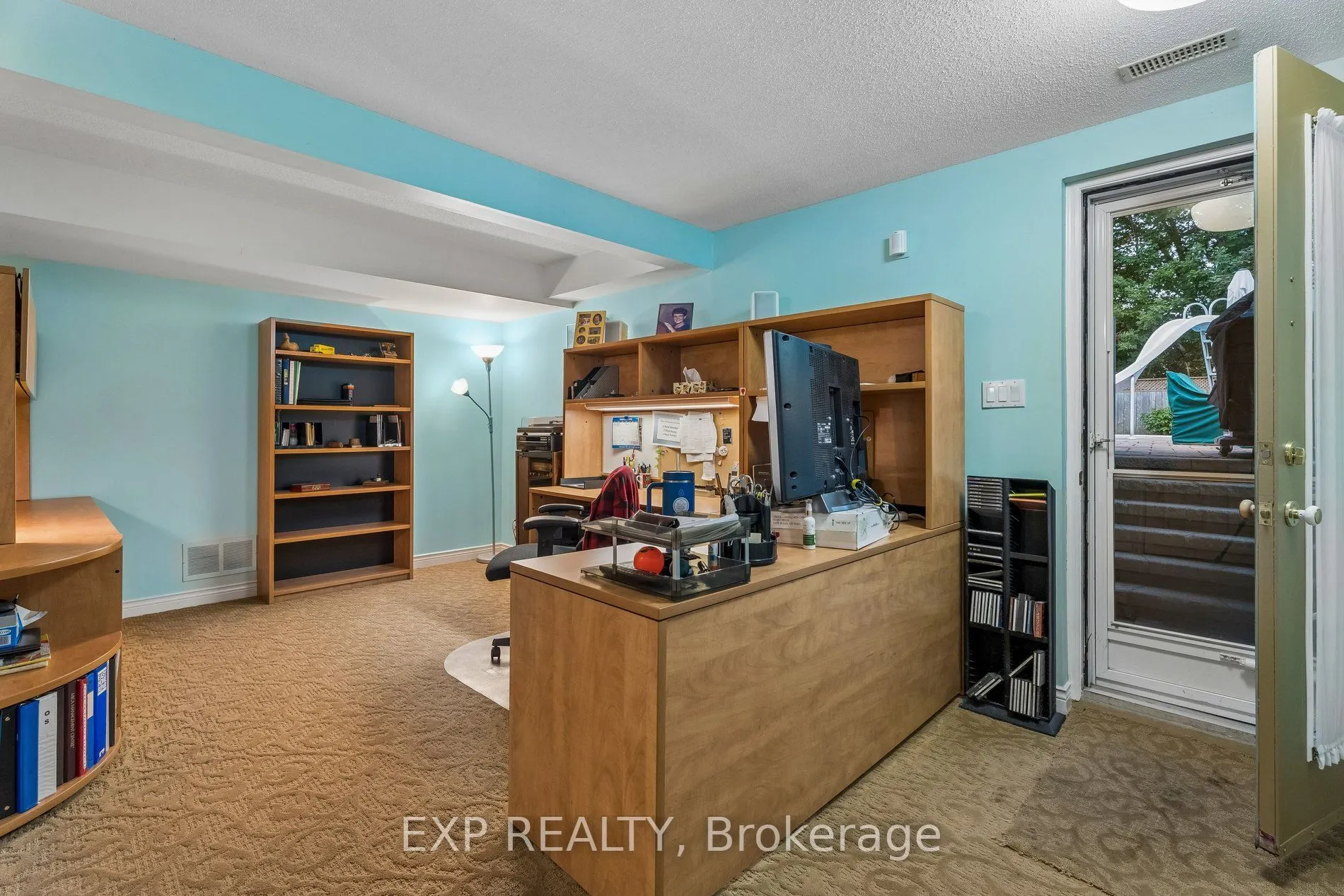152 Dufferin Avenue #8