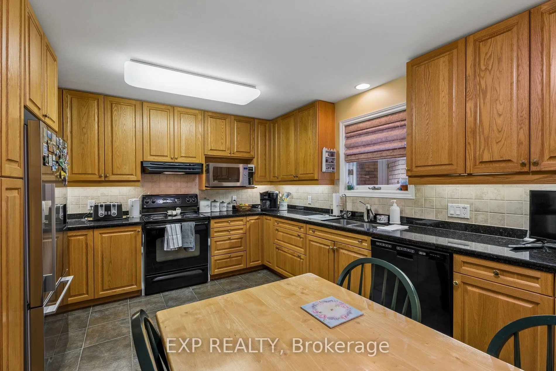 152 Dufferin Avenue #8