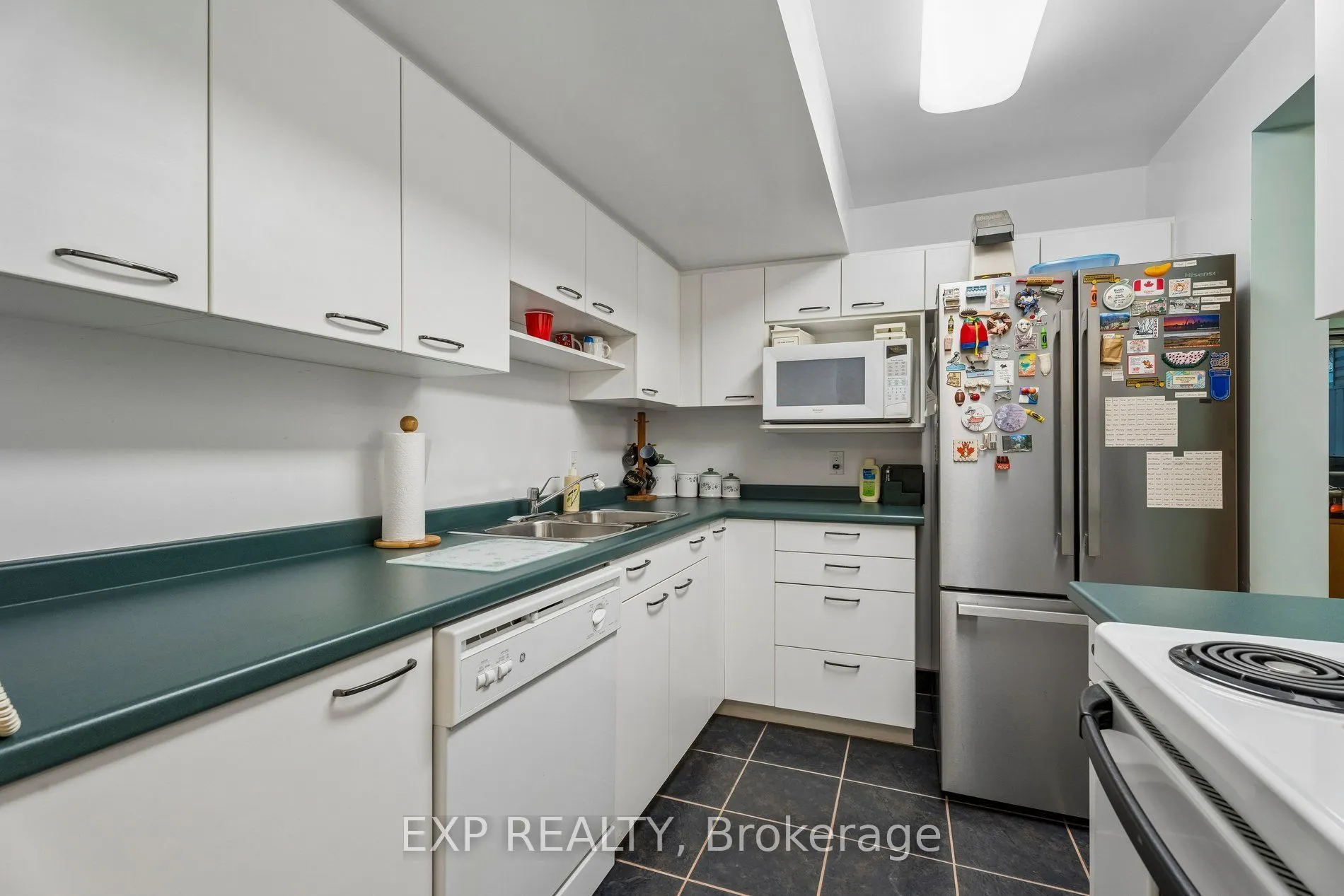 152 Dufferin Avenue #8