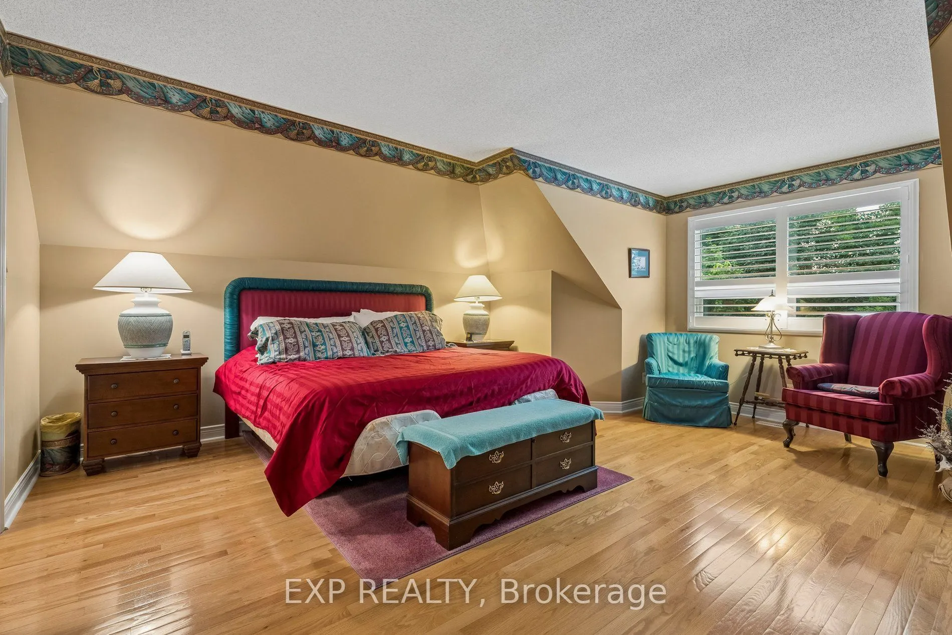 152 Dufferin Avenue #8