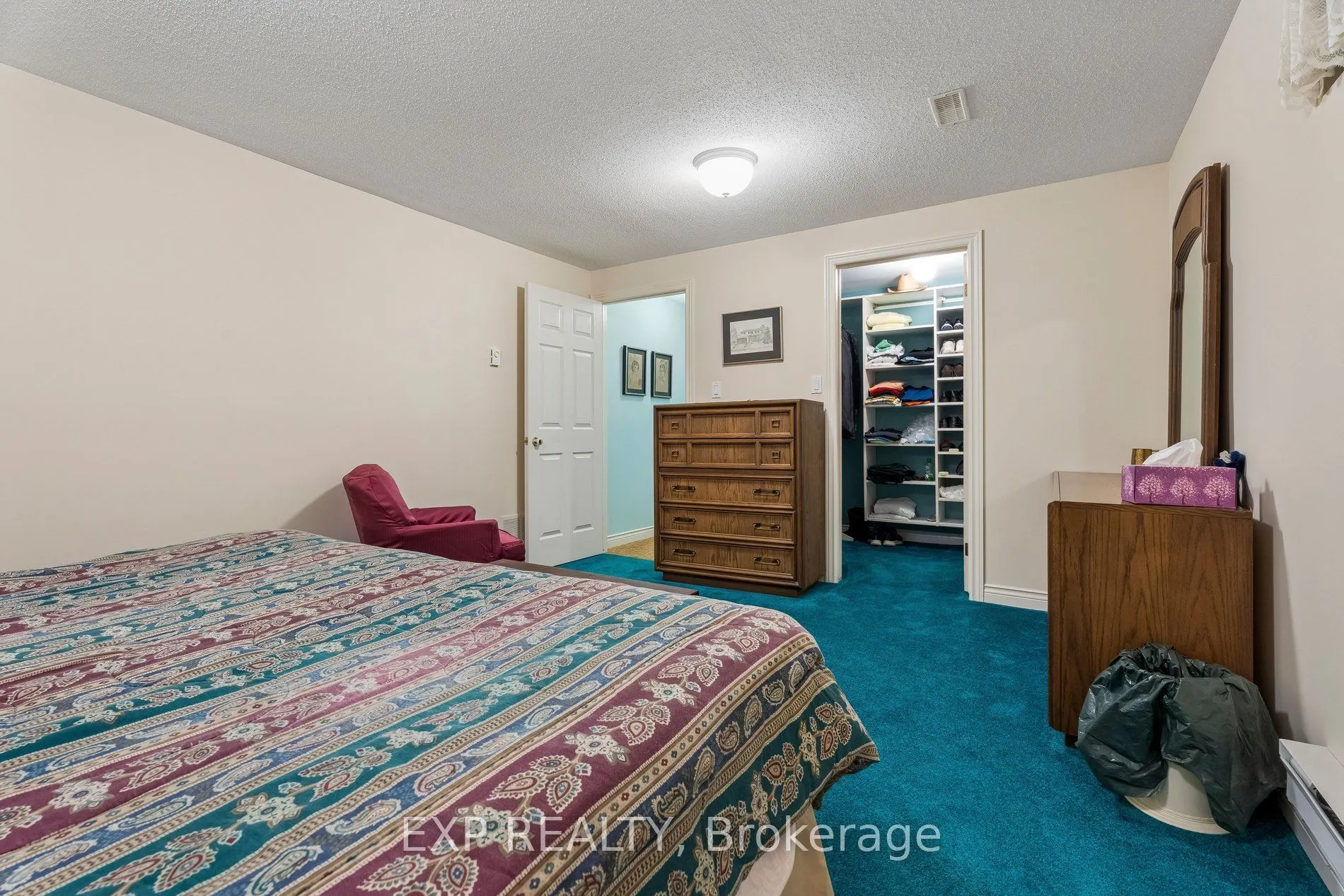 152 Dufferin Avenue #8