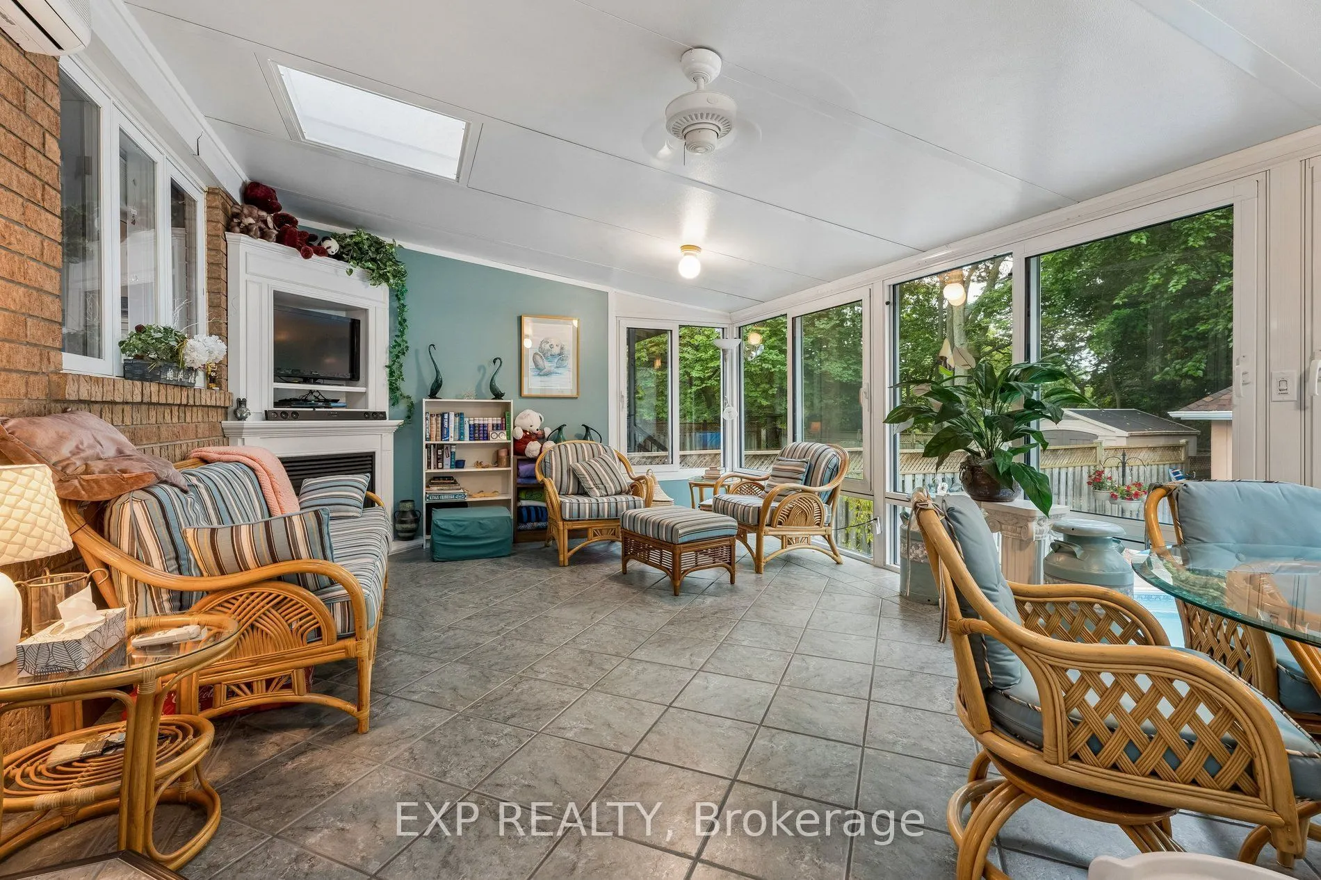 152 Dufferin Avenue #8