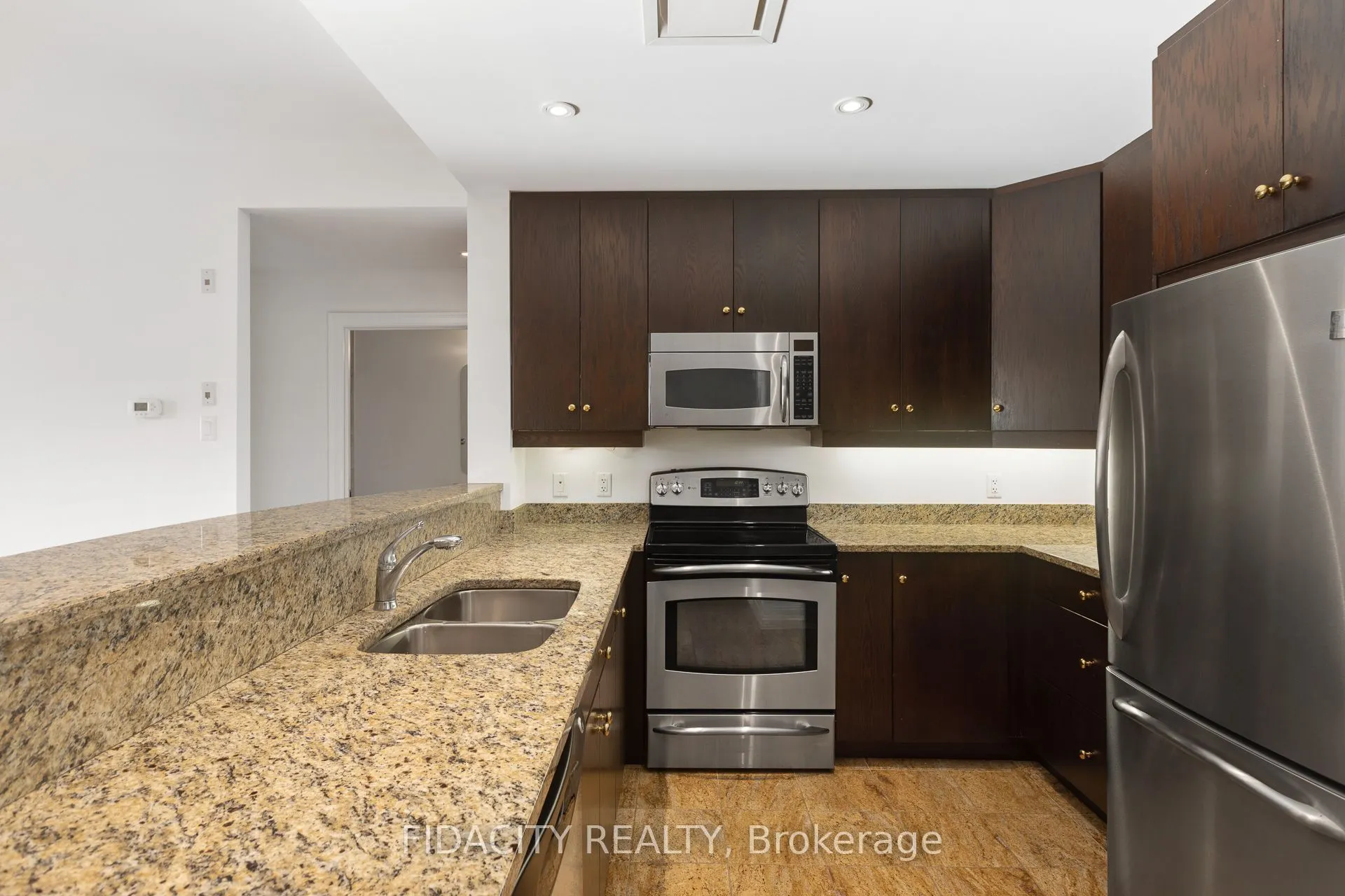 320 Mcleod Street #302