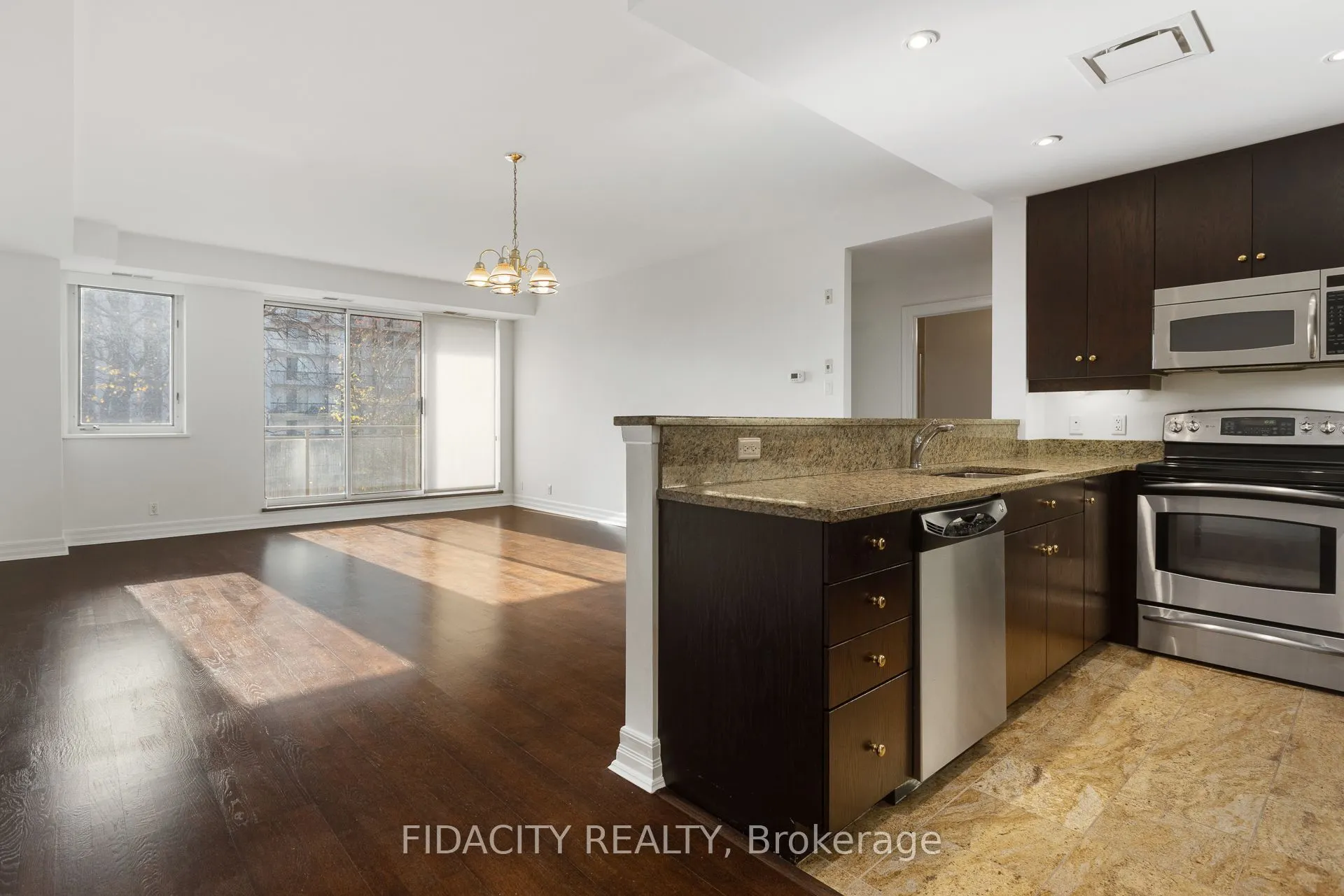 320 Mcleod Street #302