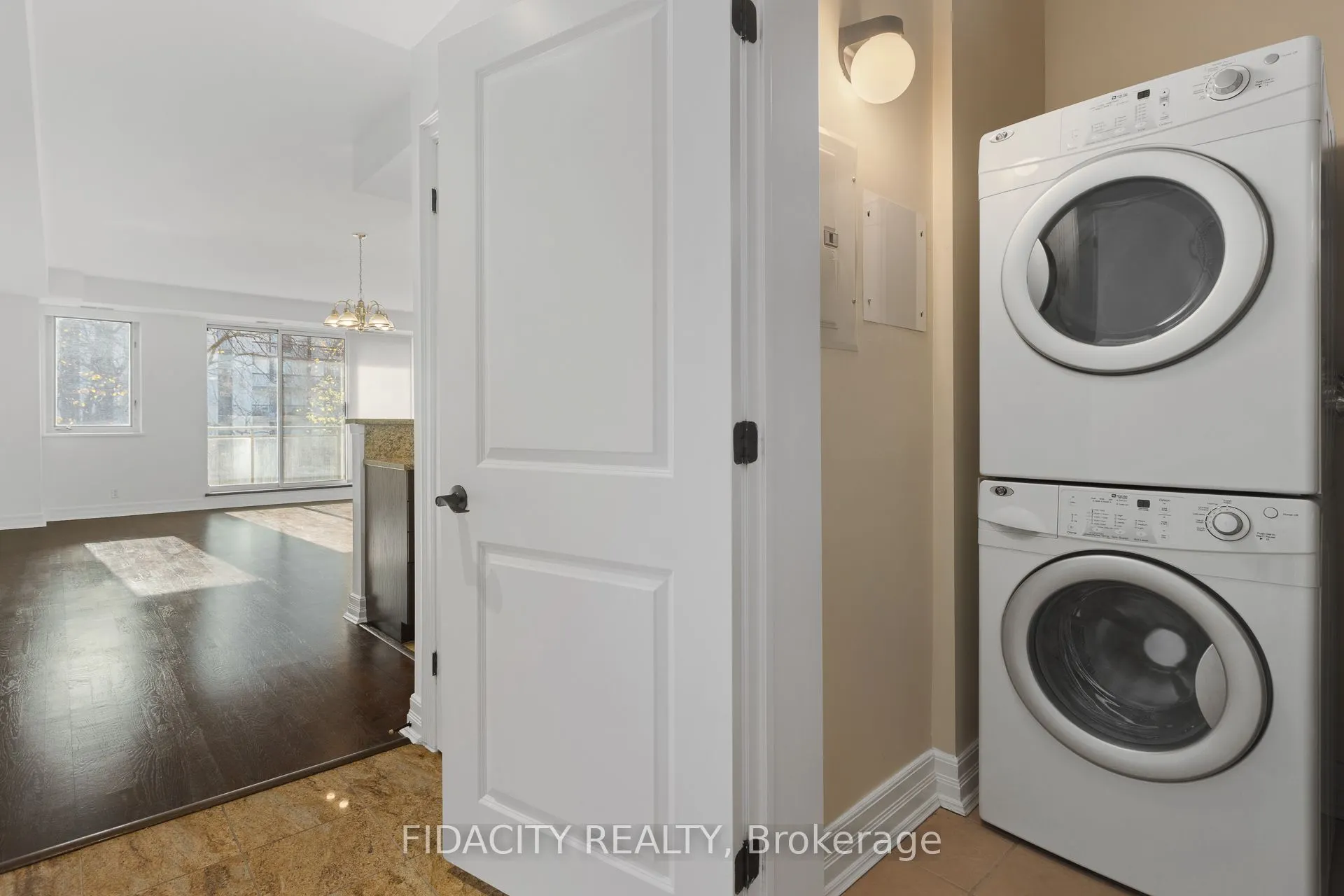 320 Mcleod Street #302