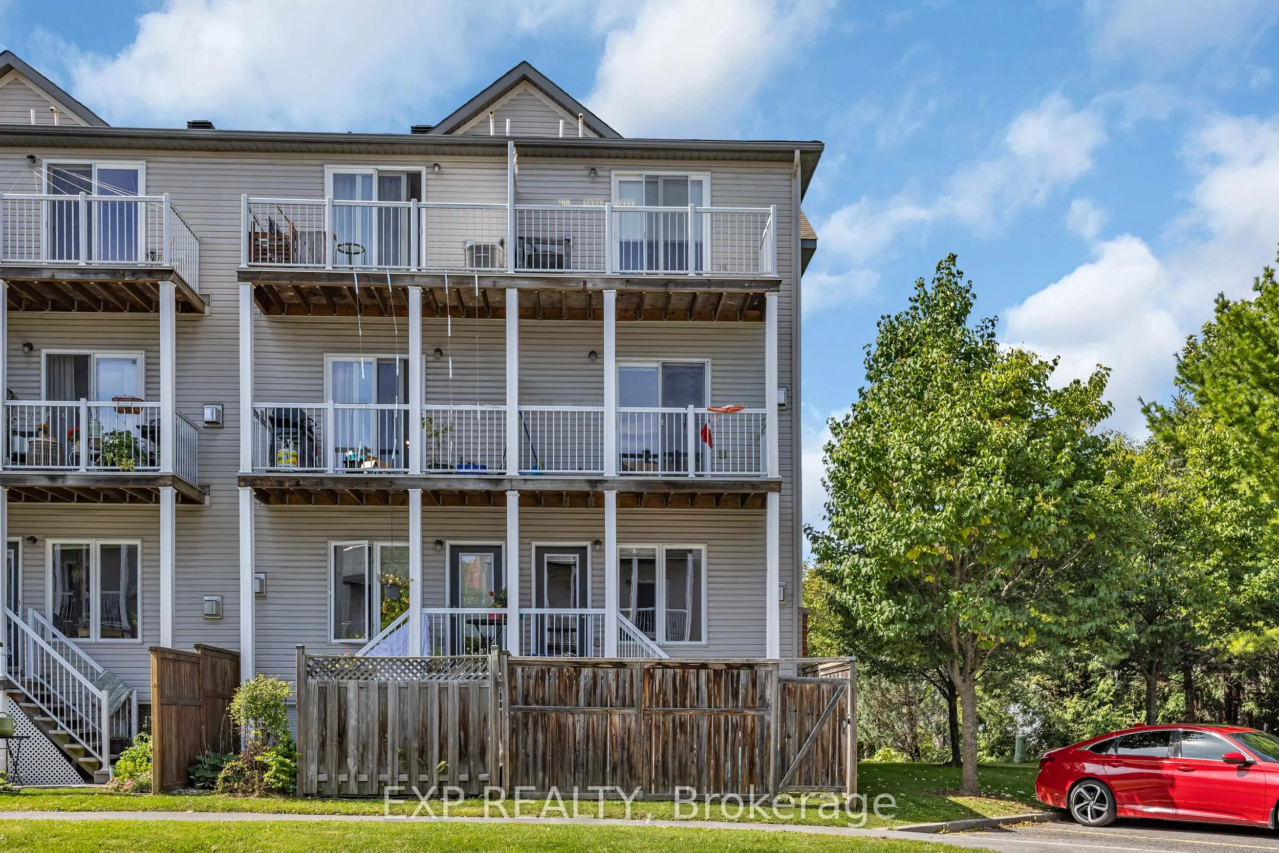 29 Jardin Private E #295