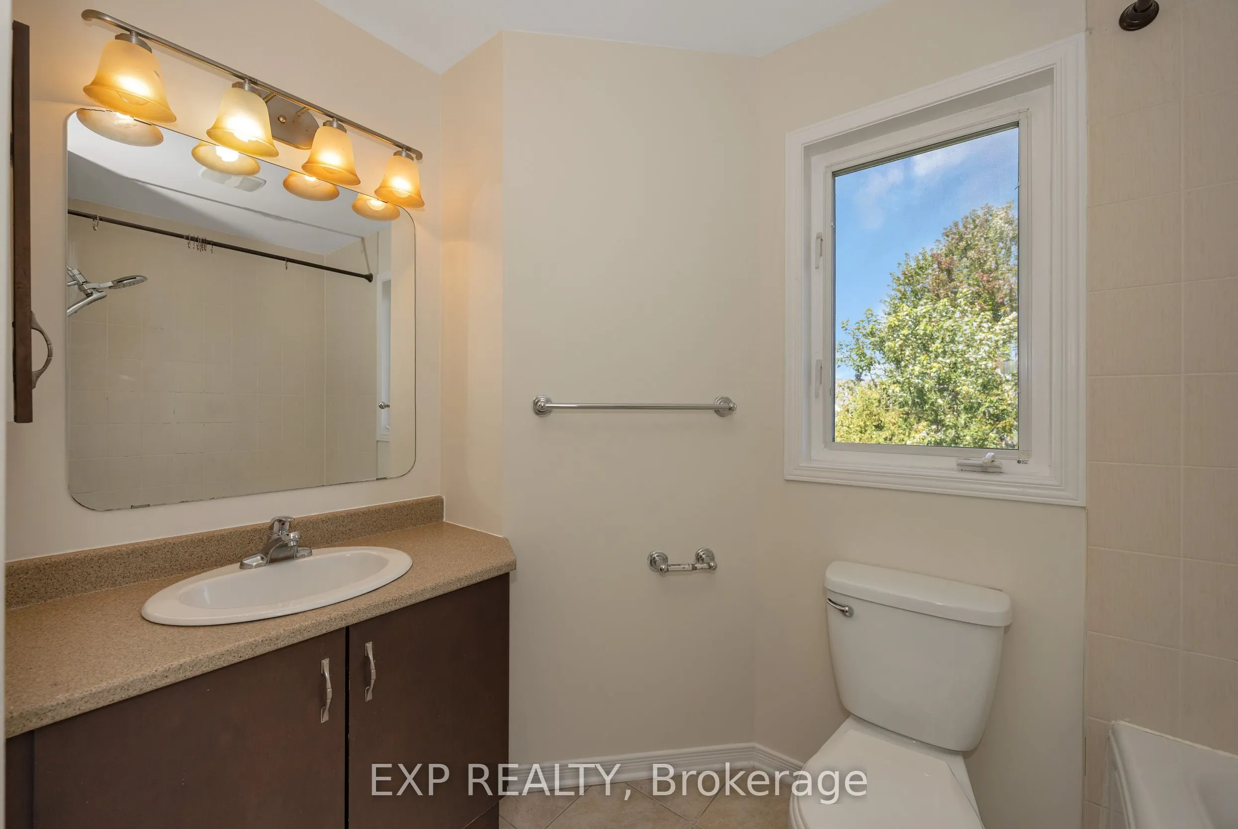 29 Jardin Private E #295