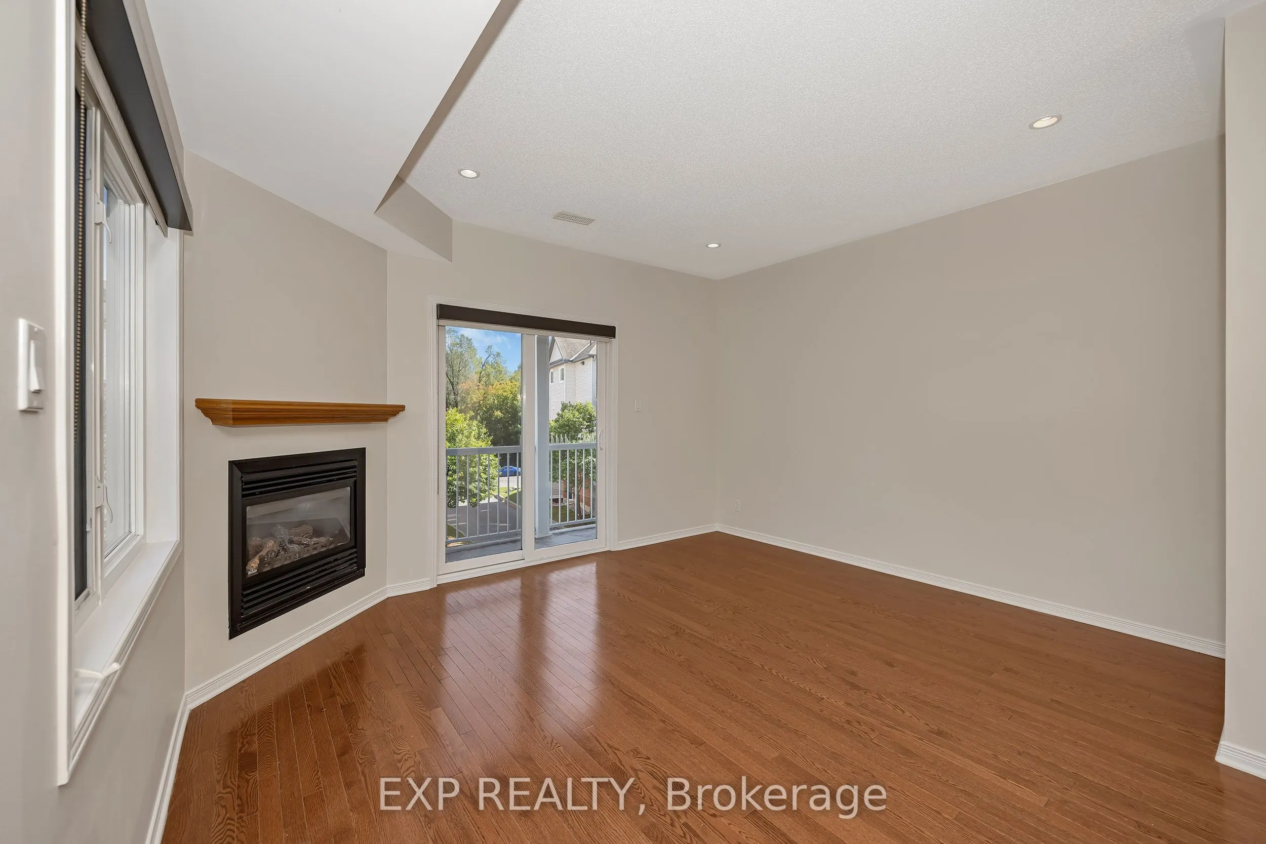 29 Jardin Private E #295