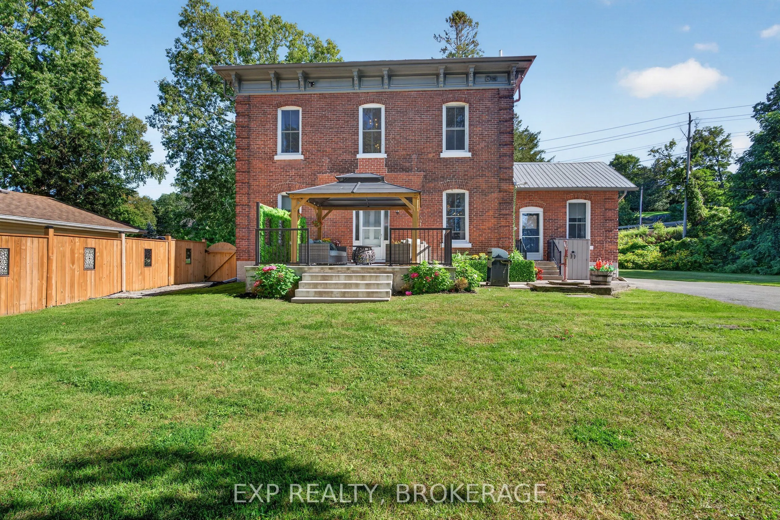 109 RIVER Road
